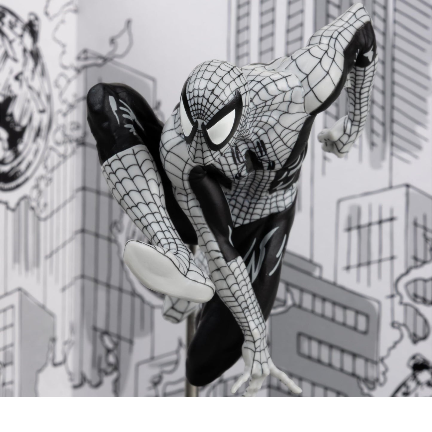Marvel Statue Figure 1/10 Scale - Spider-Man #6 Black & White Gold Label