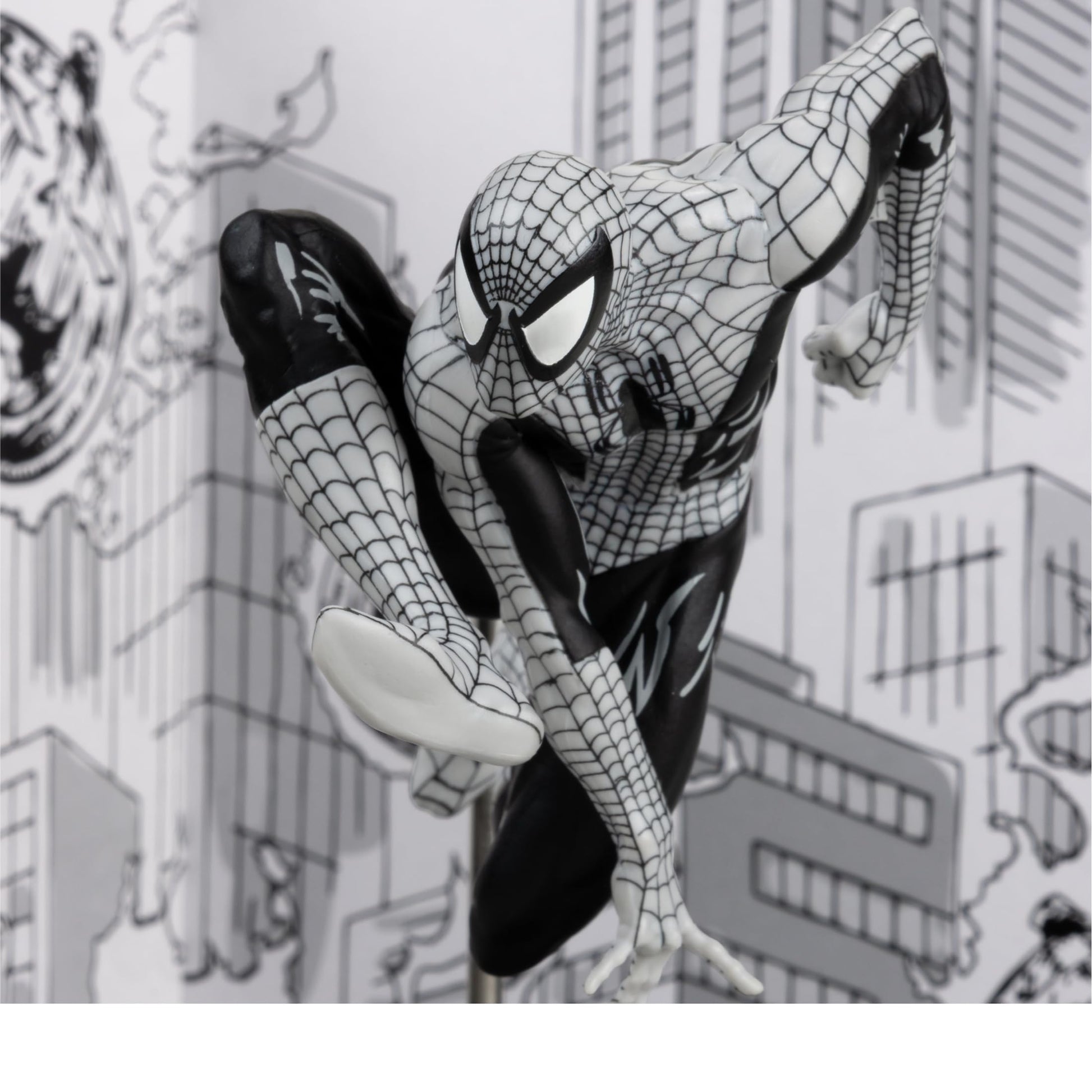 Marvel Statue Figure 1/10 Scale - Spider-Man #6 Black & White Gold Label