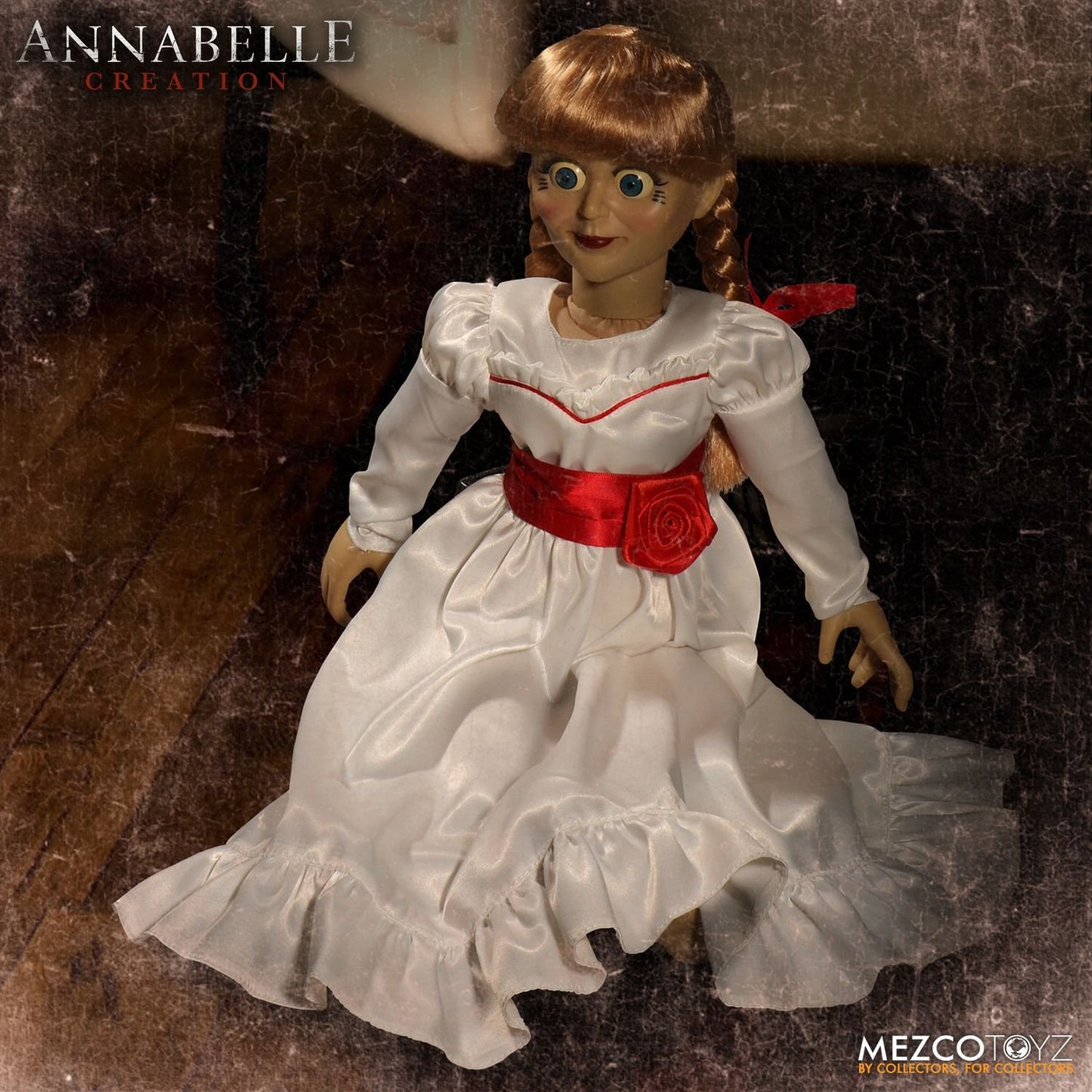 Mezco: Annabelle Creation Doll