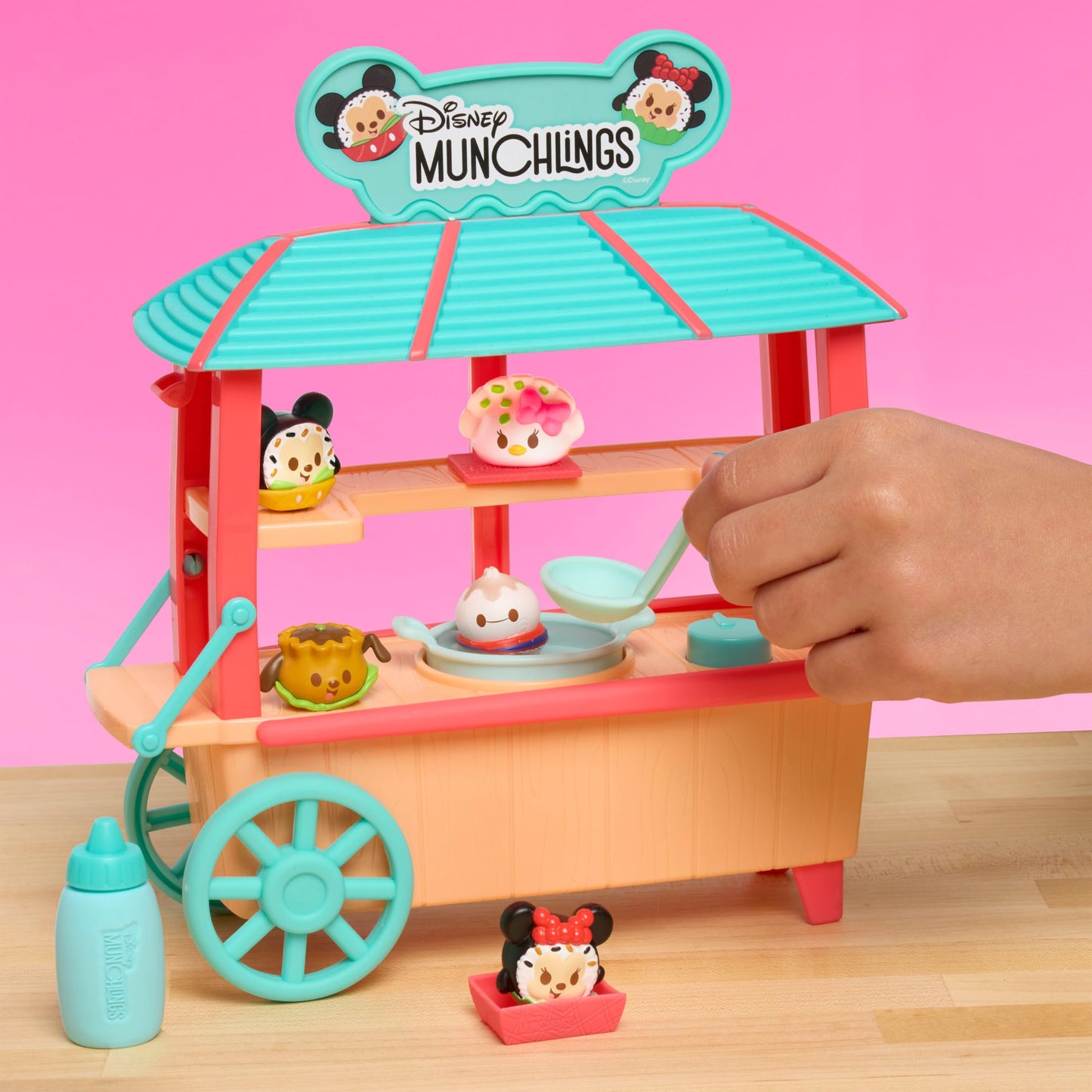 Disney Munchlings Dumpling Cart, 11-Piece Color Change Figure Playset, 1-inch Collectible Scented Figurines, Amazon Exclusive, Toy for Fans, Teens