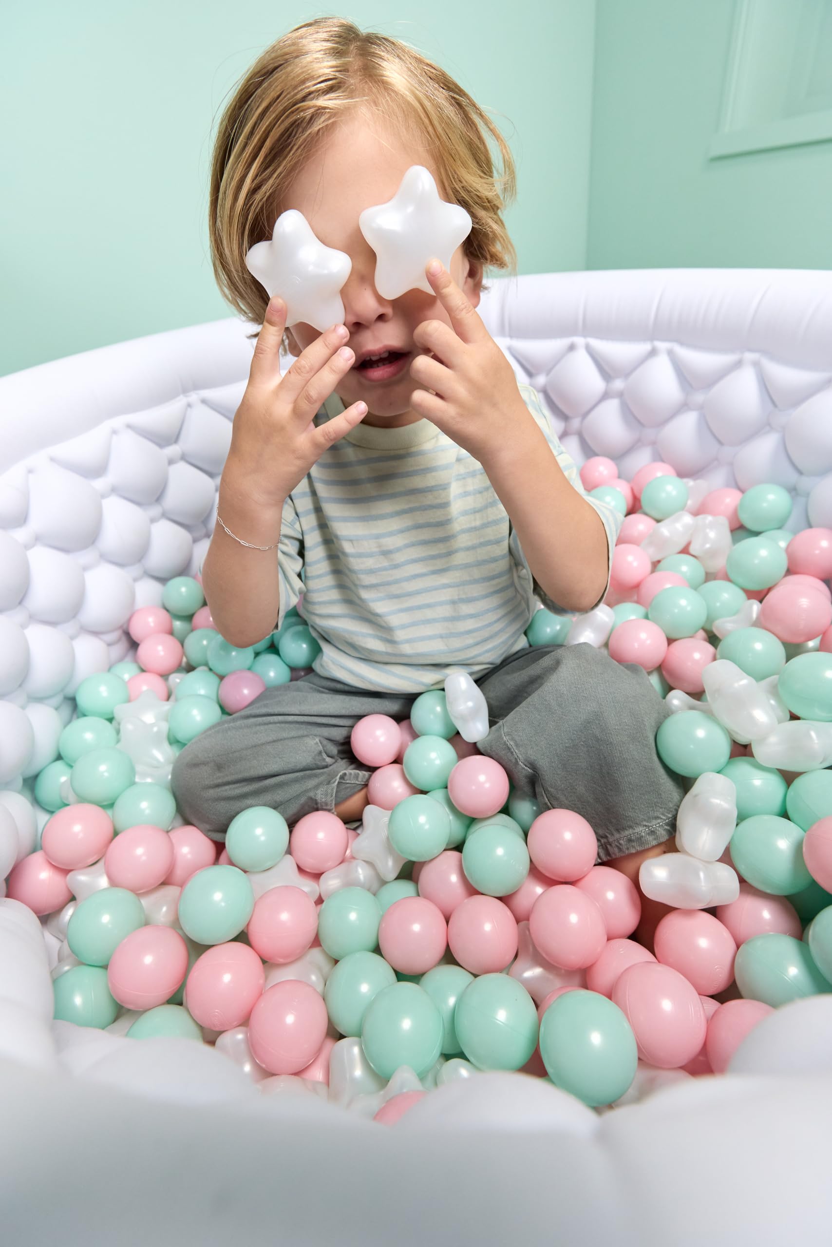 Little Tikes Sweet Spaces Inflatable Ball Pit w/ 250 Balls, Sensory Play, Indoors and Outdoors, Boys and Girls Ages 12 Months +