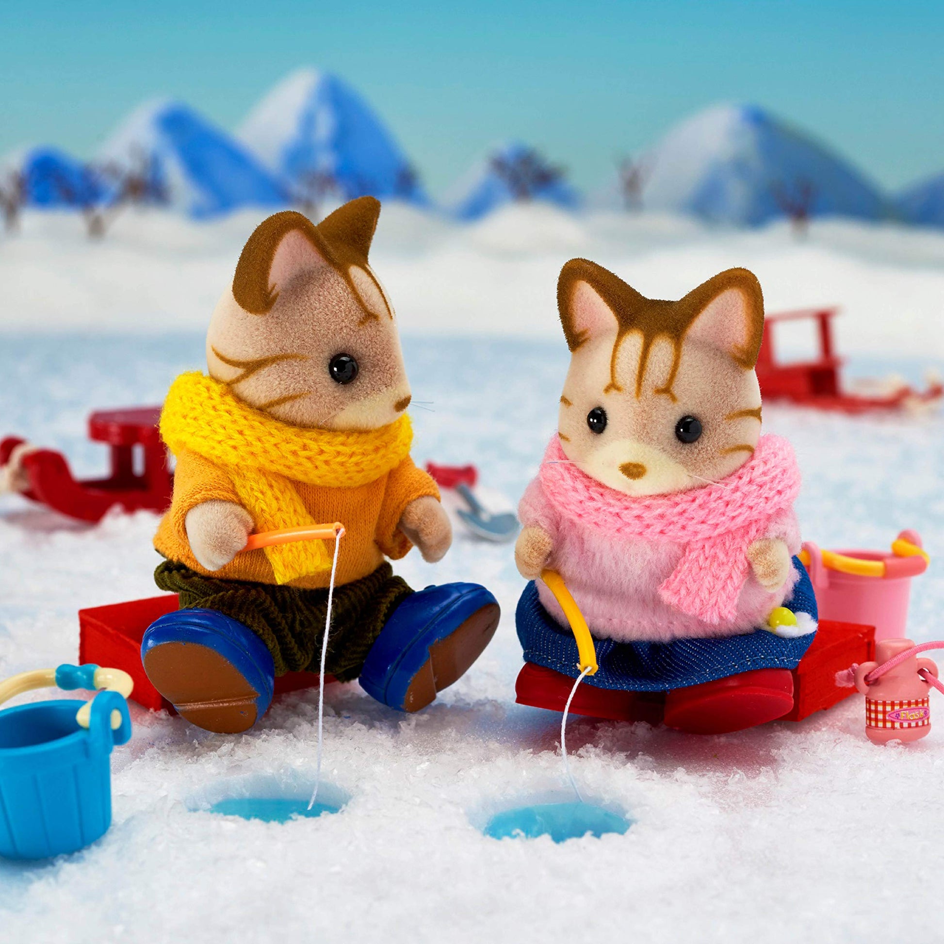 Calico Critters, Sandy Cat Family, Dolls, Dollhouse Figures, Collectible Toys, Premium, 3 inches