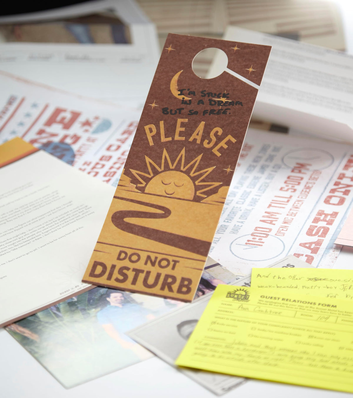 Hunt A Killer: Murder at The Motel, Interactive Unsolved Mysteries Game