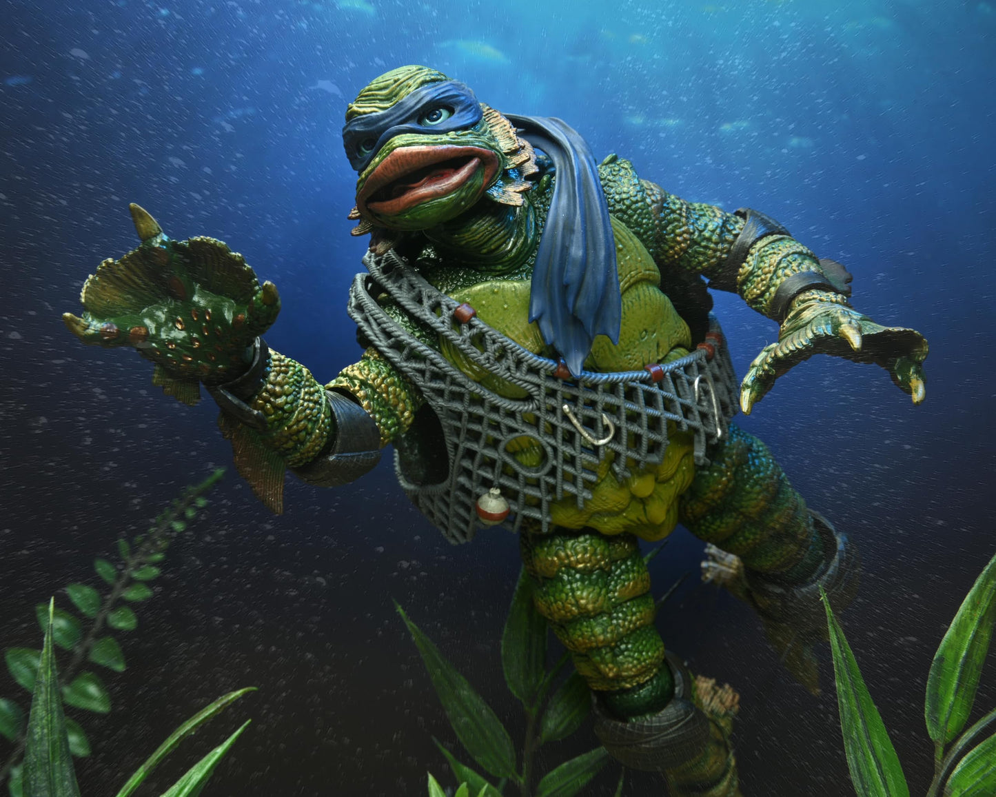 Universal Monsters/Teenage Mutant Ninja Turtles - 7” Scale Action Figure - Leonardo as the Creature