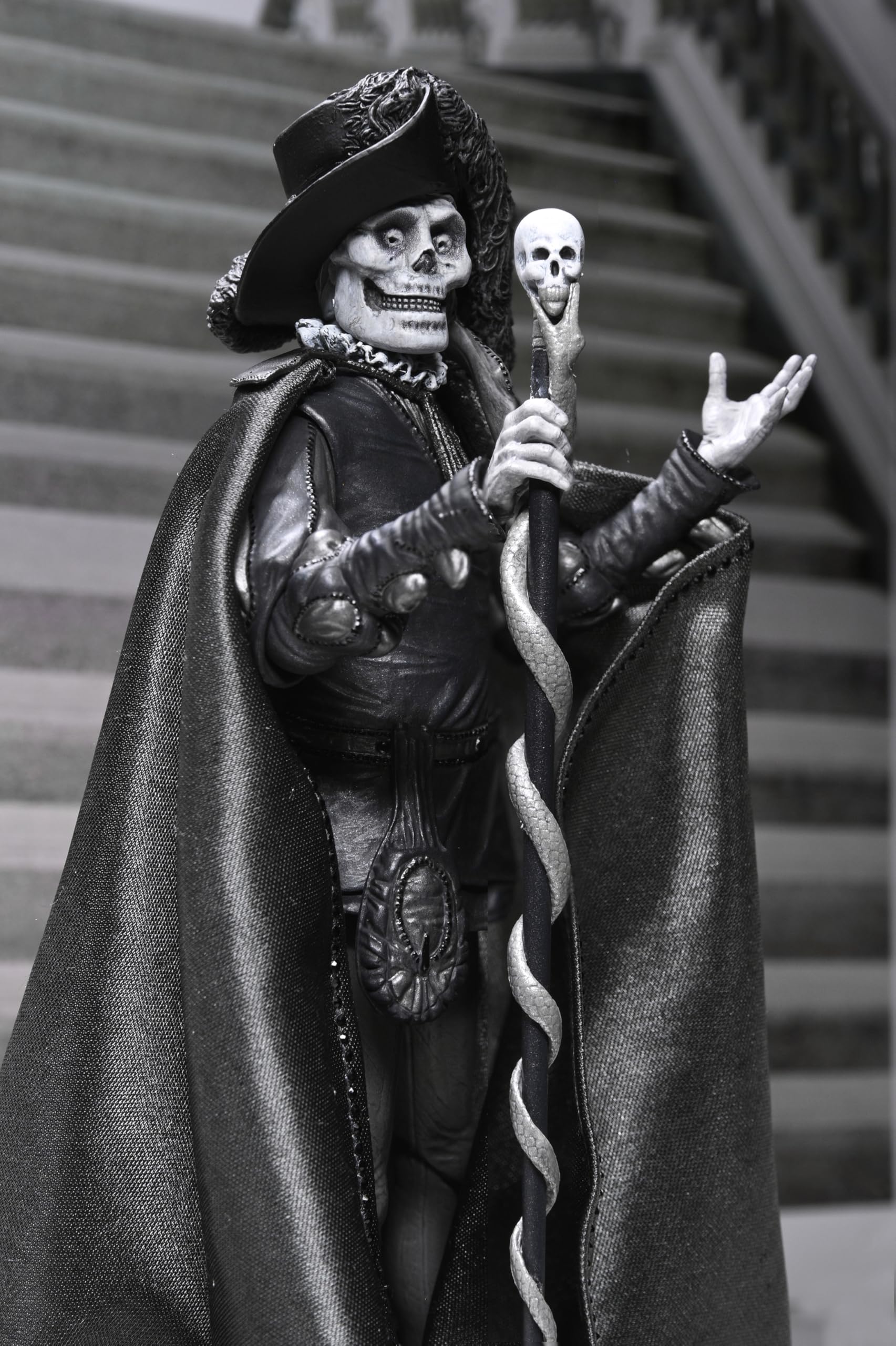 NECA Phantom of the Opera (1925) - 7” Scale Action Figure - Ultimate Phantom of the Opera Masque of the Red Death (B&W)