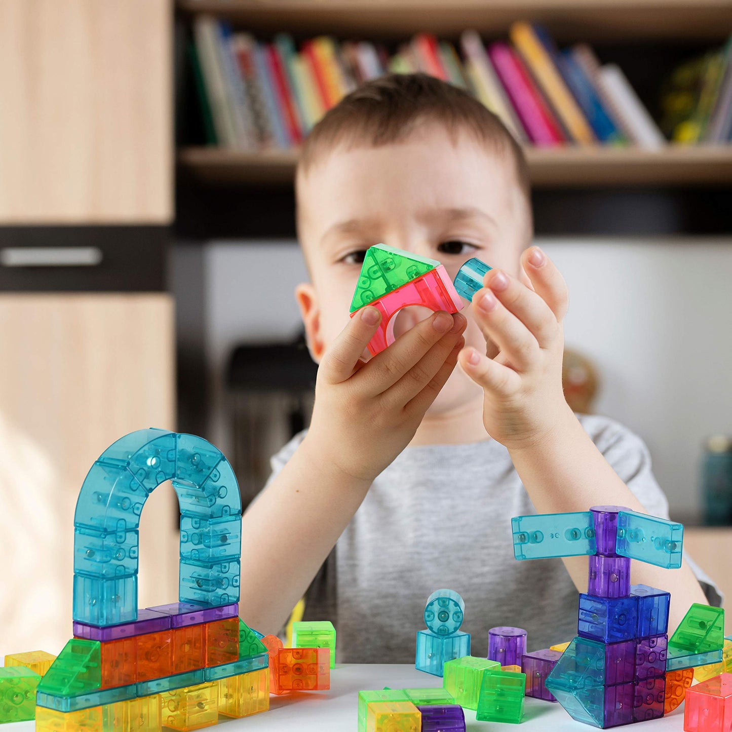 Play Brainy 101 Pieces Magnetic Cubes for Kids - 3D Building Blocks Set with Transparent Blocks in Varying Shapes and Colors - STEM-Approved Learning
