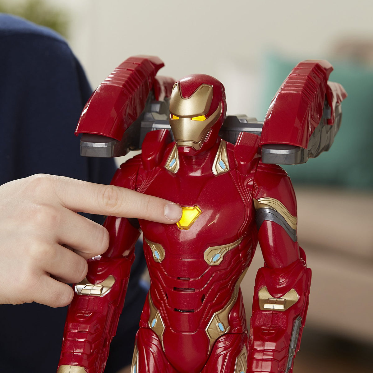 Avengers Marvel Infinity War Mission Tech Iron Man Figure