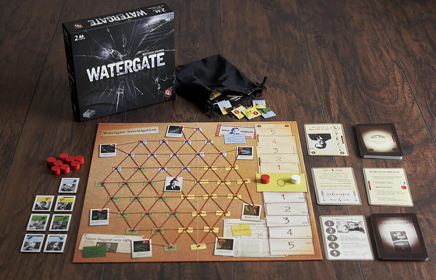 Capstone Games Watergate - 2 Player Strategy Board Game for Adults, Historical Tabletop Game, 30-60 Min Playtime, Ages 12+, Competitive and Tactical