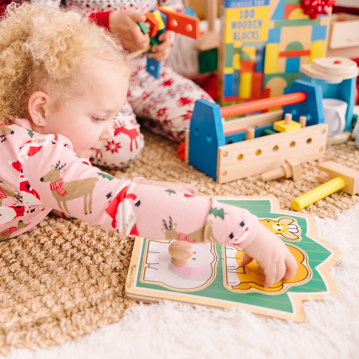 Melissa & Doug Jungle Friends Safari Animals Jumbo Knob Puzzle, Wooden Peg Puzzle for Toddlers, Educational Toy for Shape Recognition and Fine Motor