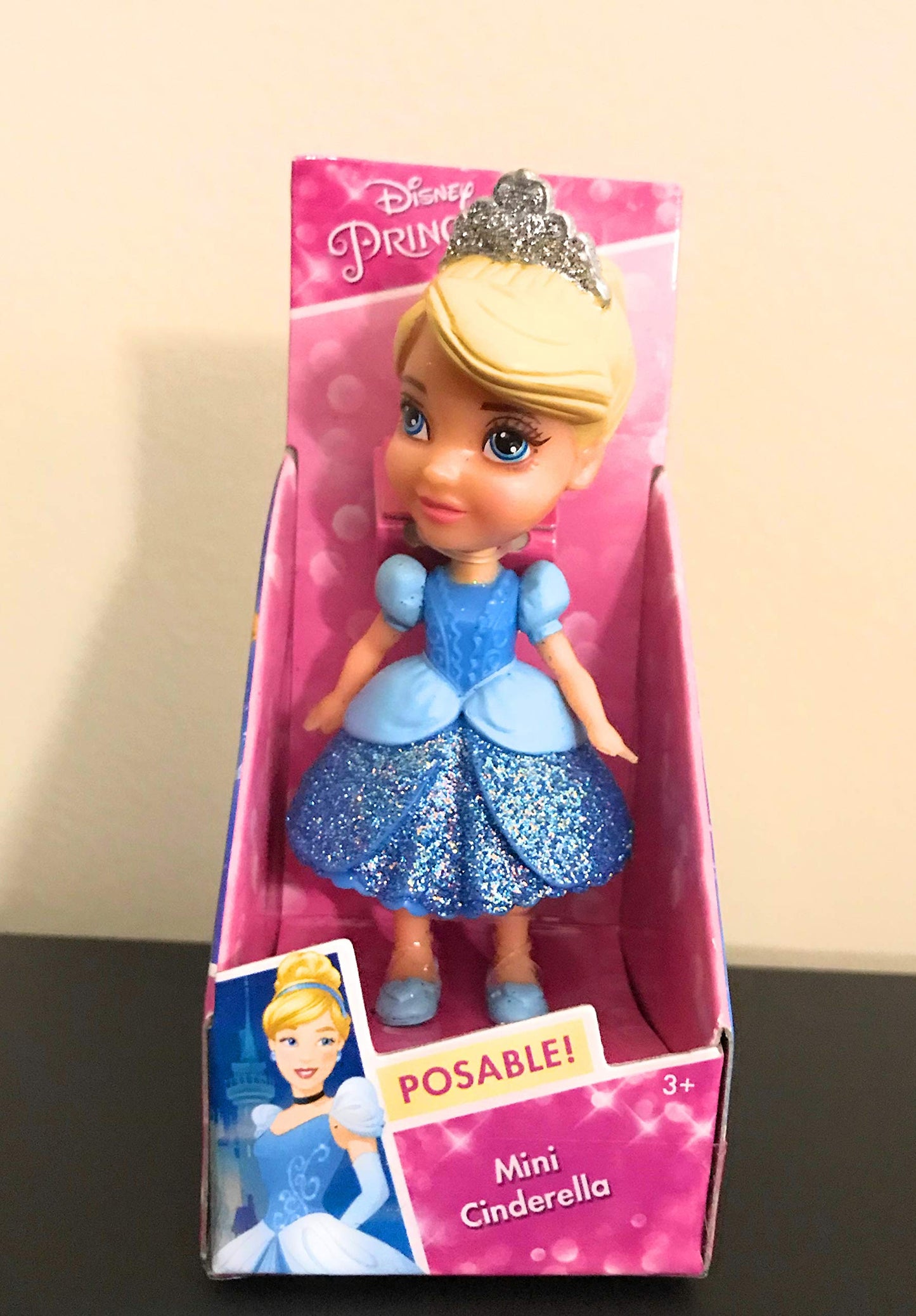 Jakks Pacific Disney Princess Cinderella Doll with Blue Dress, Multicoloured, 3" (84626)
