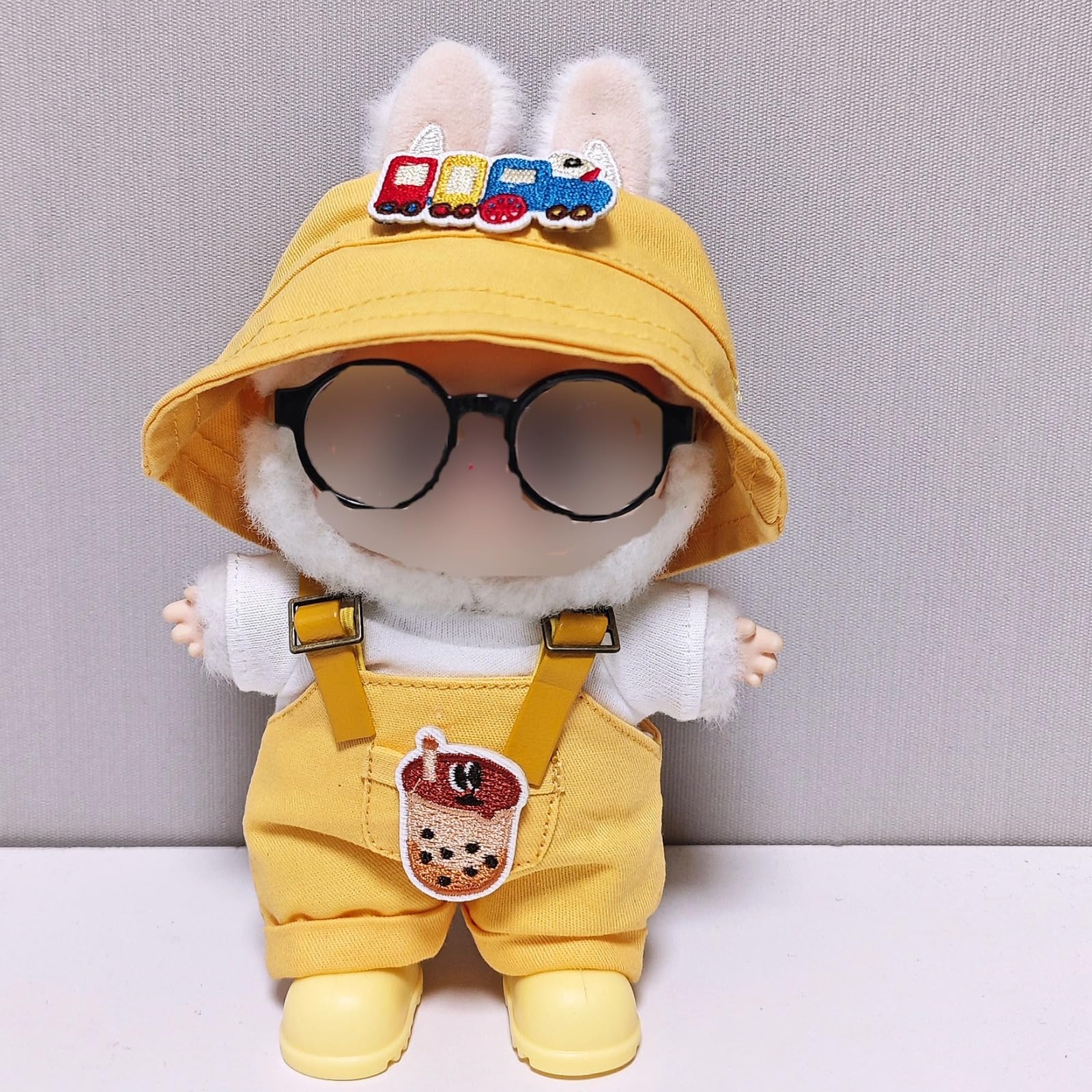 Compatible with Labubu - Casual Outfit Set for Collectible Figures - Yellow Overalls with Bucket Hat, Sunglasses & Boots - Fits Gen 1, 2, 3 (Black