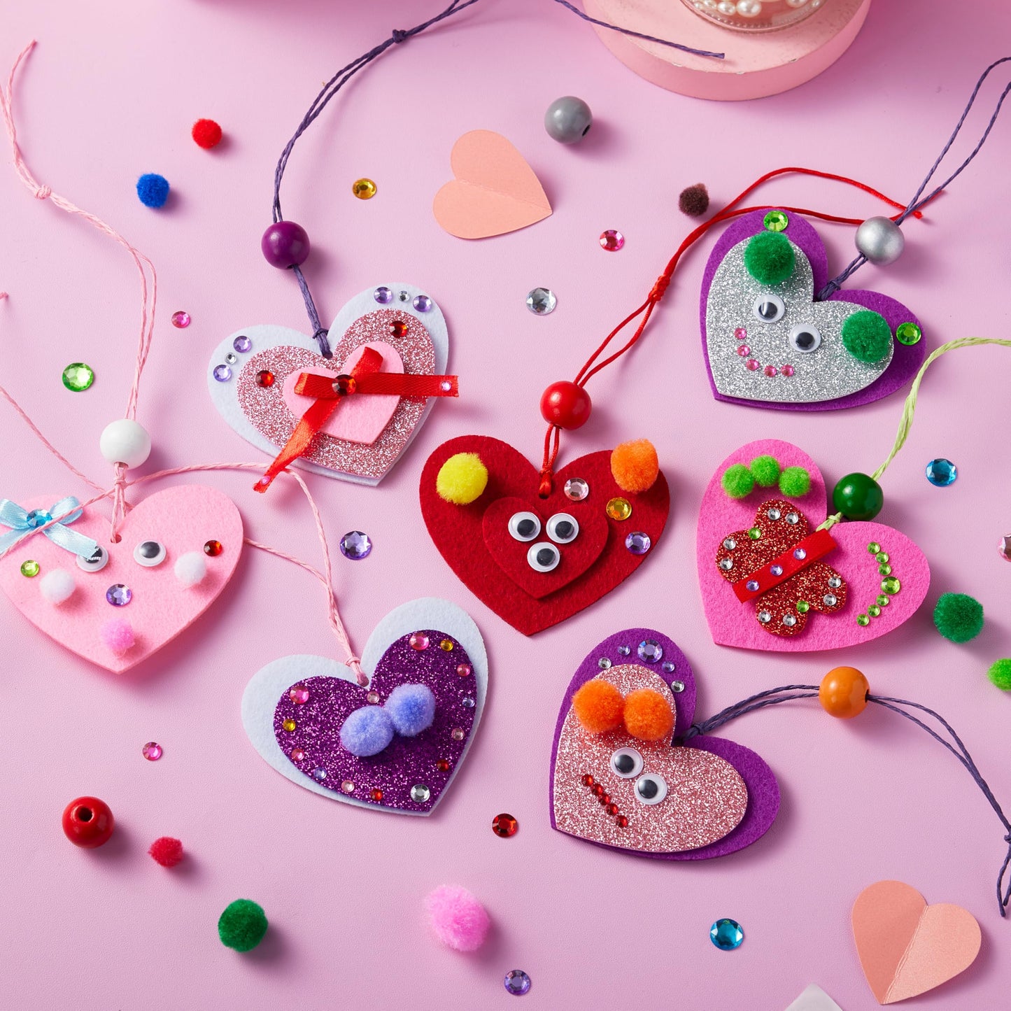 JOYIN Valentines Day 264 Pcs DIY Heart Felt Craft Set, Felt & Glitter Hearts & Wooden Beads & Plastic Eyes & Colorful Paper Ropes for Valentine's Day