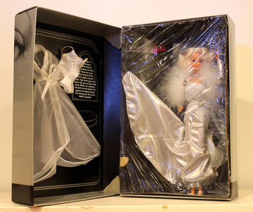 Barbie FAO Schwarz Silver Screen Doll by Mattel Exclusive Limited