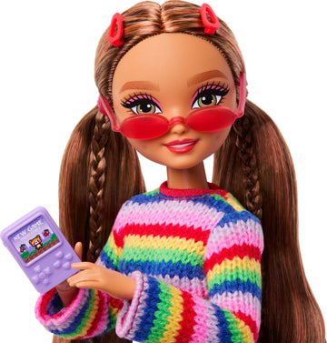 Barbie Dream Besties Weekend Getaway Teresa Doll and Accessories, Fashion Doll with Removable Fashions & 7 Travel Themed Toy Pieces