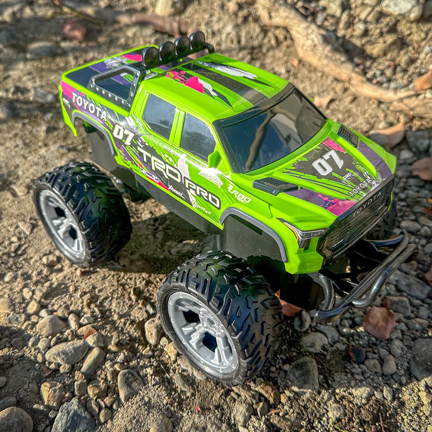NKOK Mean Machine RC 1/16 Scale Virtual Parent (Tundra)