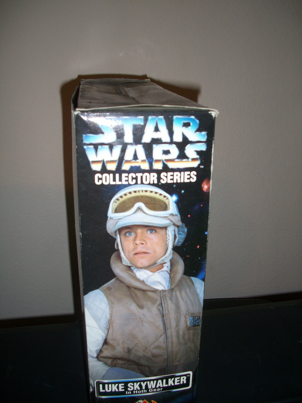 Star Wars Collector Series 12 Inch Luke Versus The Wampa - Star Wars