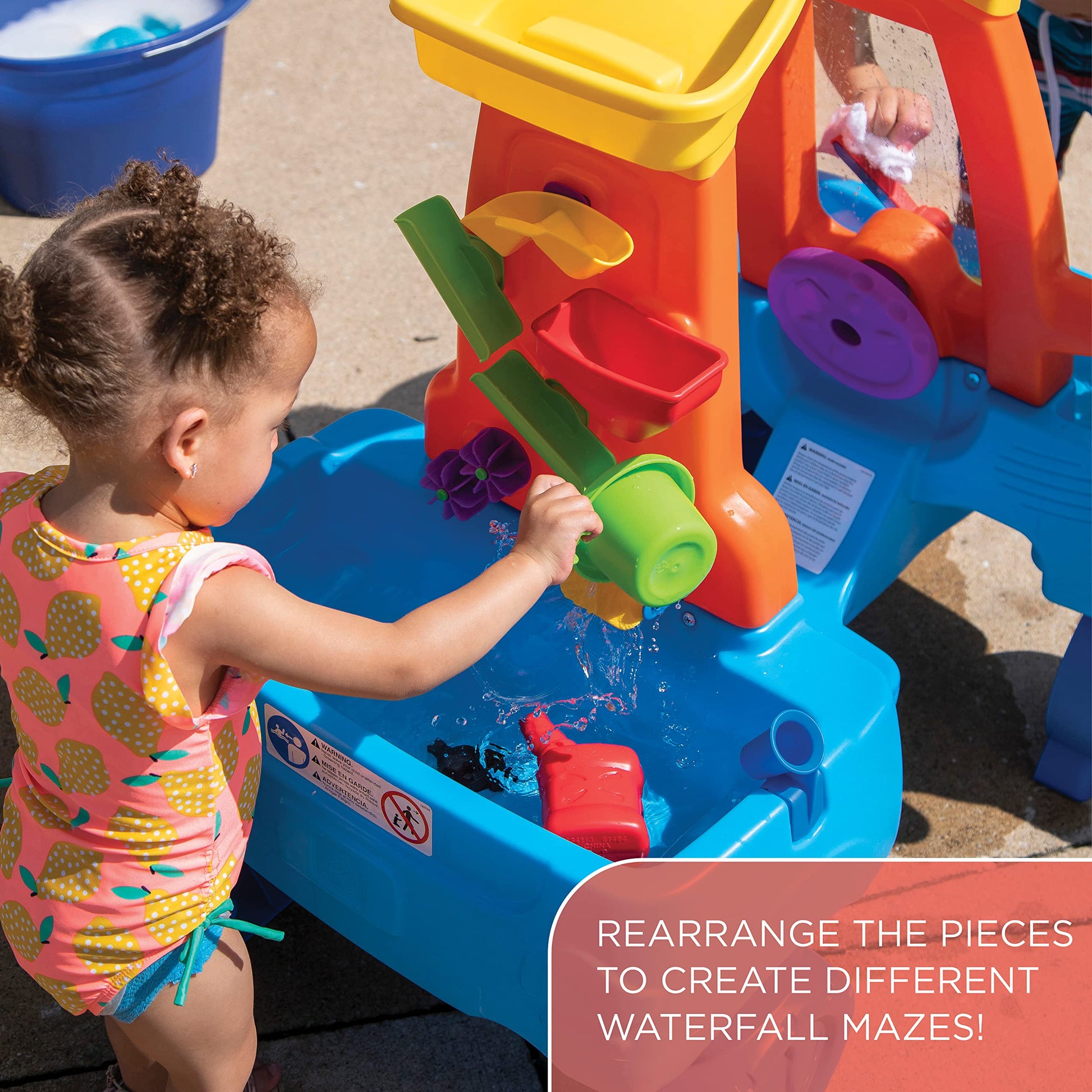 Step2 Car Wash Splash Center, Kids Water Table & Pretend Play Car, Activity Sensory Playset, Summer Outdoor Toys, 13 Piece Water Toy Accessories,