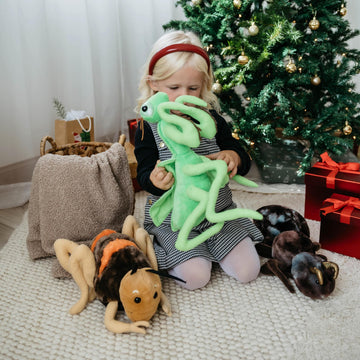 The Petting Zoo Praying Mantis Stuffed Animal Plushie, Gifts for Kids, Wild Onez Insect Animals, Green Praying Mantis Plush Toy, 12 inches