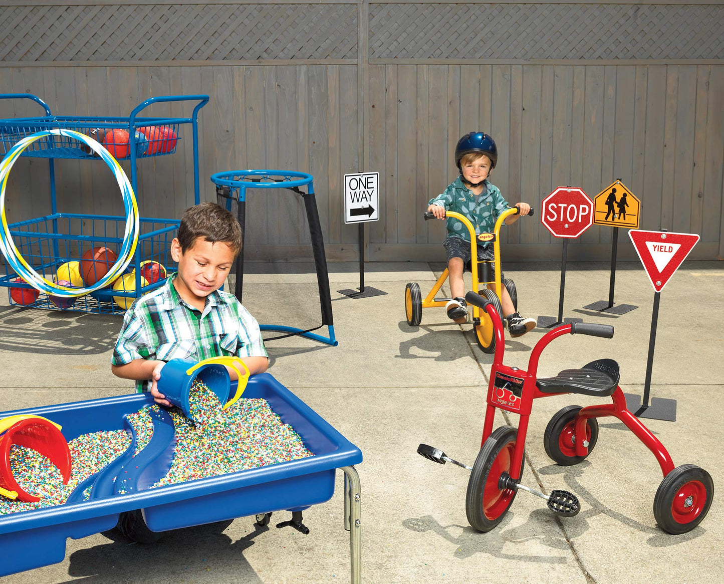 Children's Factory Neptune 24" Large Sensory Table, Sandbox with Lid, Water Table for Kids Blue