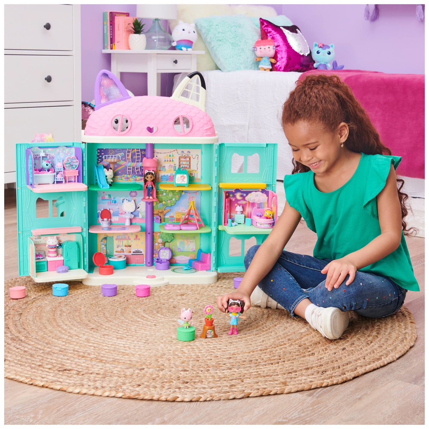 Gabby's Dollhouse, Flower-rific Garden Set with 2 Toy Figures, 2 Accessories, Delivery and Furniture Piece, Kids Toys for Ages 3 and up
