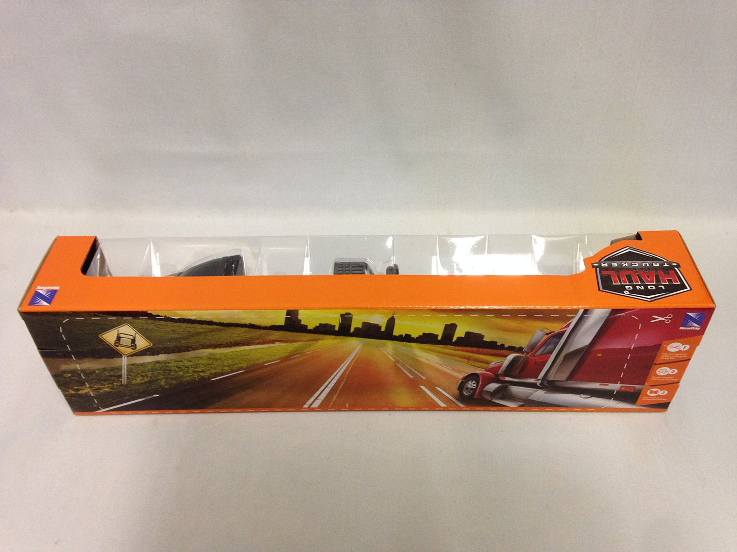 Peterbilt 387 Flatbed w/Forklift & Hay Bale Diecast 1:43 Replica,New Ray Toy SS-15123J