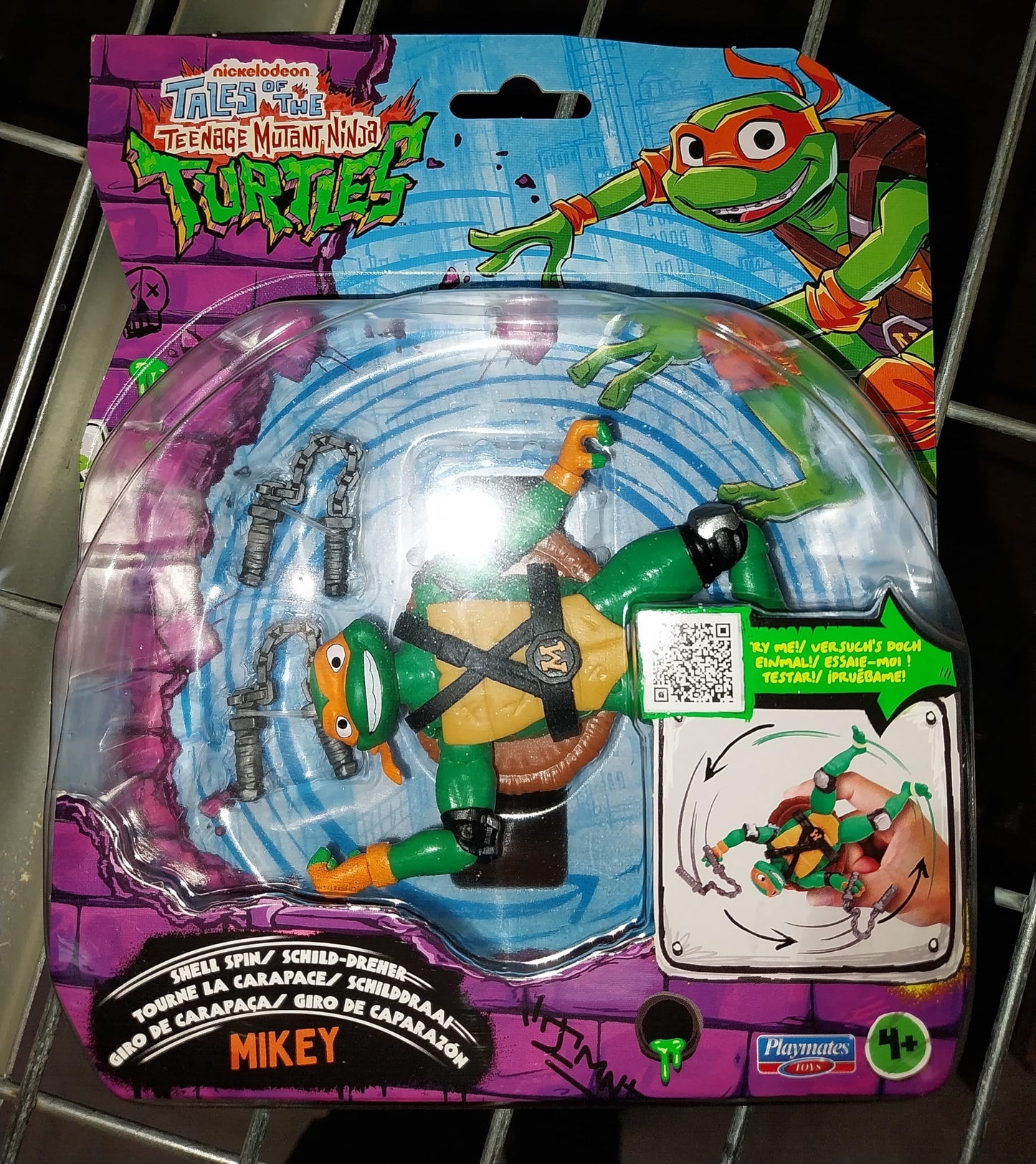 Teenage Mutant Ninja Turtles Shell Spin Mikey by Playmates Toys