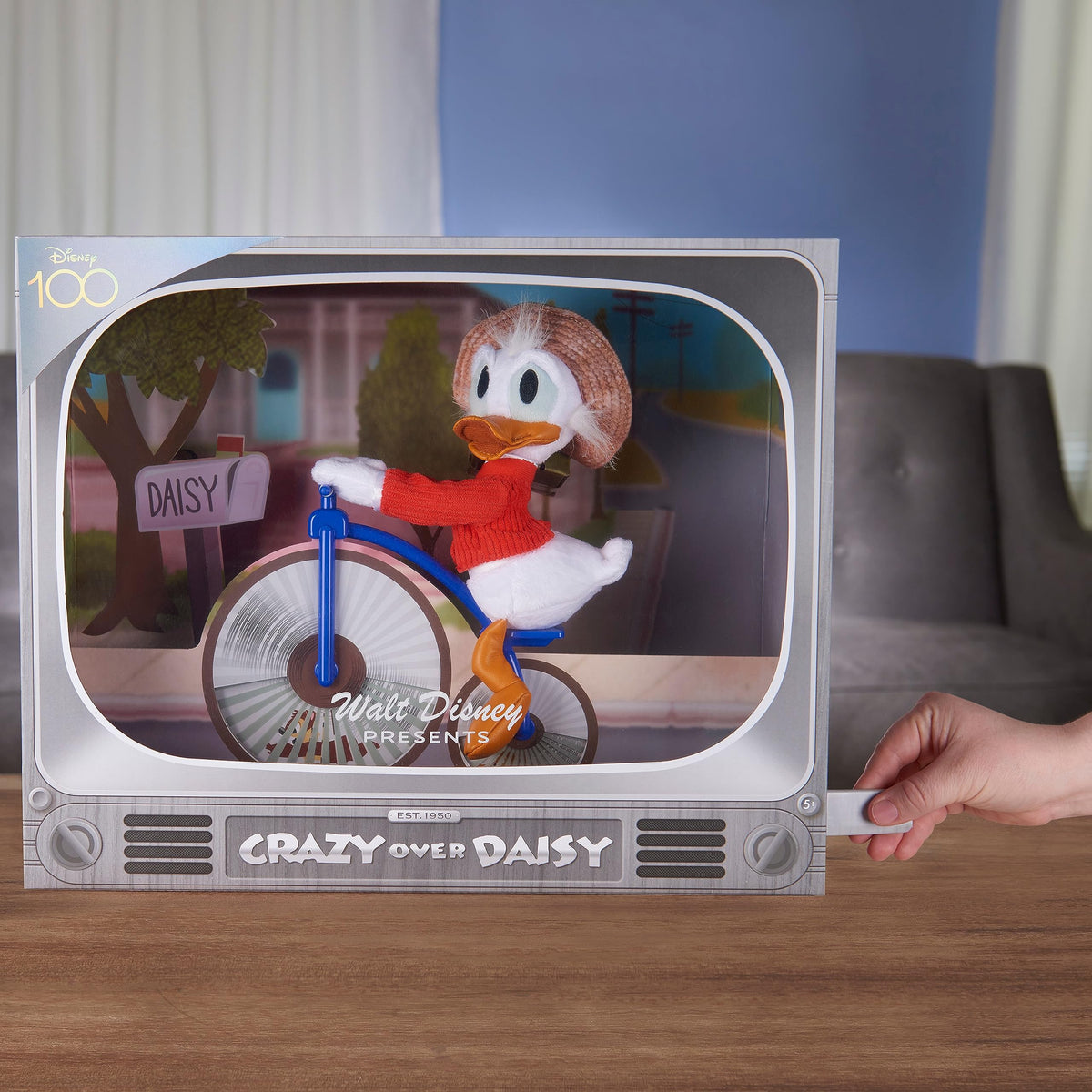 Disney100 Years of Wonder Walt Disney Presents “Crazy Over Daisy” Donald Duck Collectible Plush Stuffed Animal, Kids Toys for Ages 5 Up, Amazon