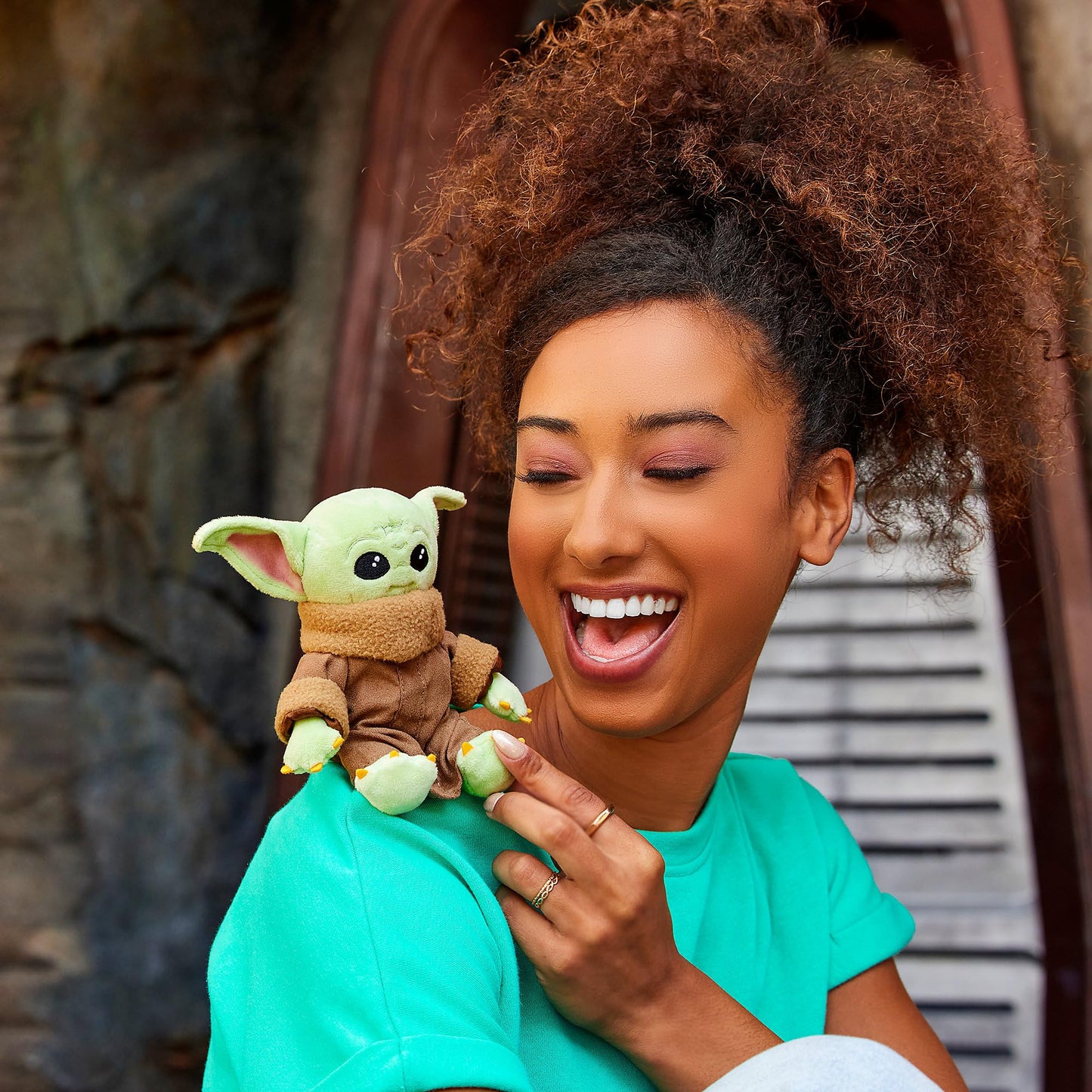 Disney Store Official Star Wars The Mandalorian - Grogu (The Child) Magnetic Shoulder Plush - Authentic Baby Yoda Collectible & Toy for Fans of All