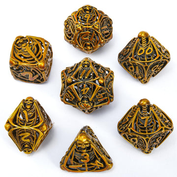 Metal Skull Dice Set Hollow Multi-Sided Dungeons & Dragons Dice 7CPS Role-Playing Dice Set with Flannel Bag Suitable for D&D Board Game Cards(Kugin)