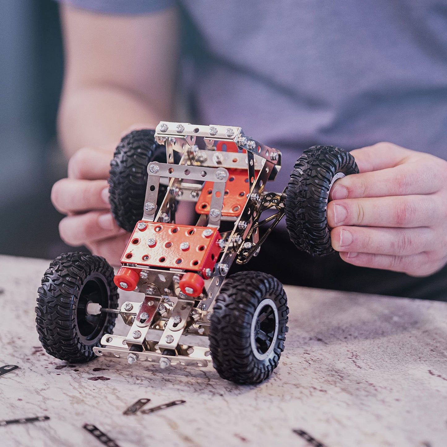 MALUVRIAN Erector Set for Boys - Girls | Metal Model Kits for Adults Teens and Advanced Kids Stem Toys | Build A Car Plane or Excavator | Educational