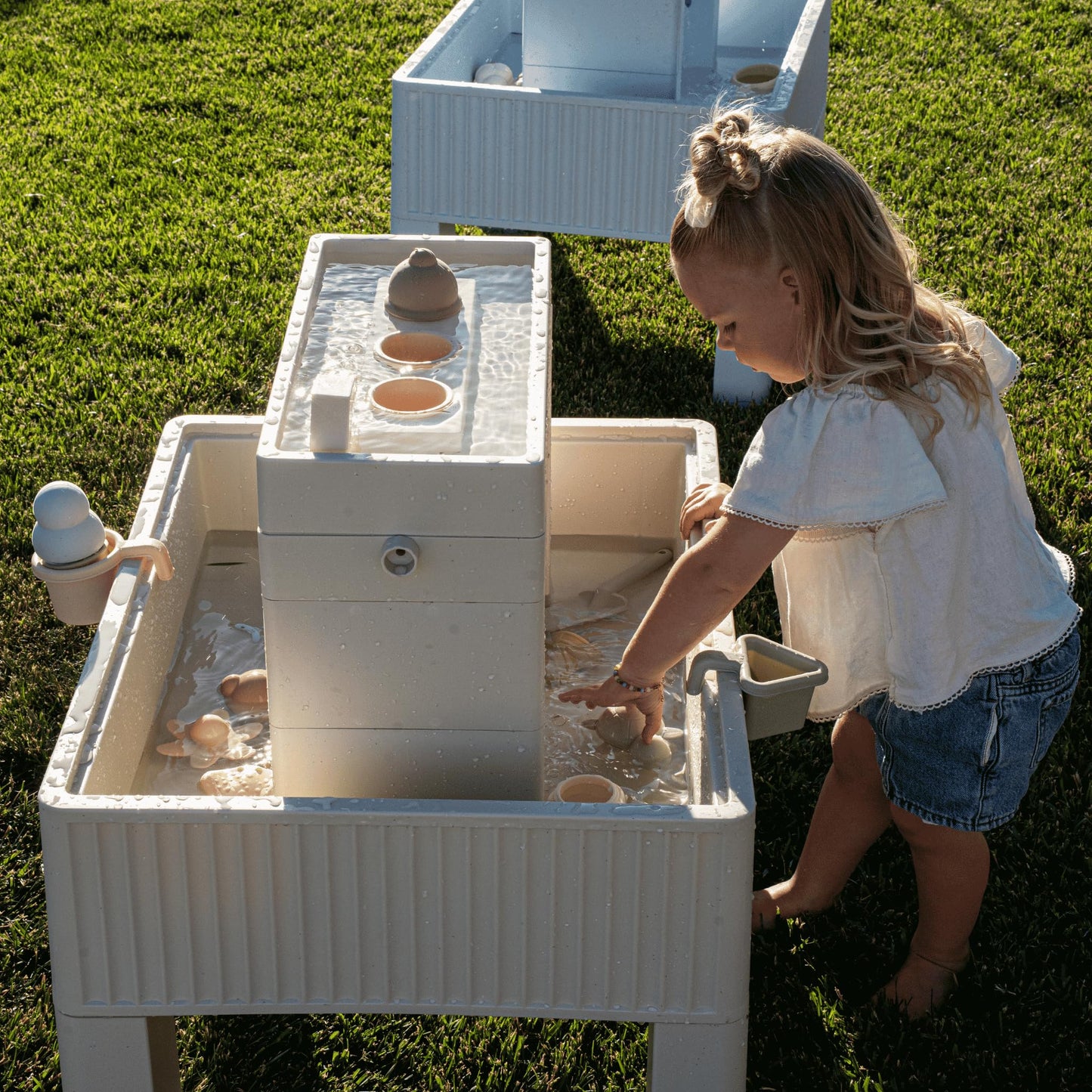 Square House Splash & Play Water Table for Toddlers with Built-in Pump - Modern Sensory Outdoor Water Play Set for Kids Ages 36+ Months and Up
