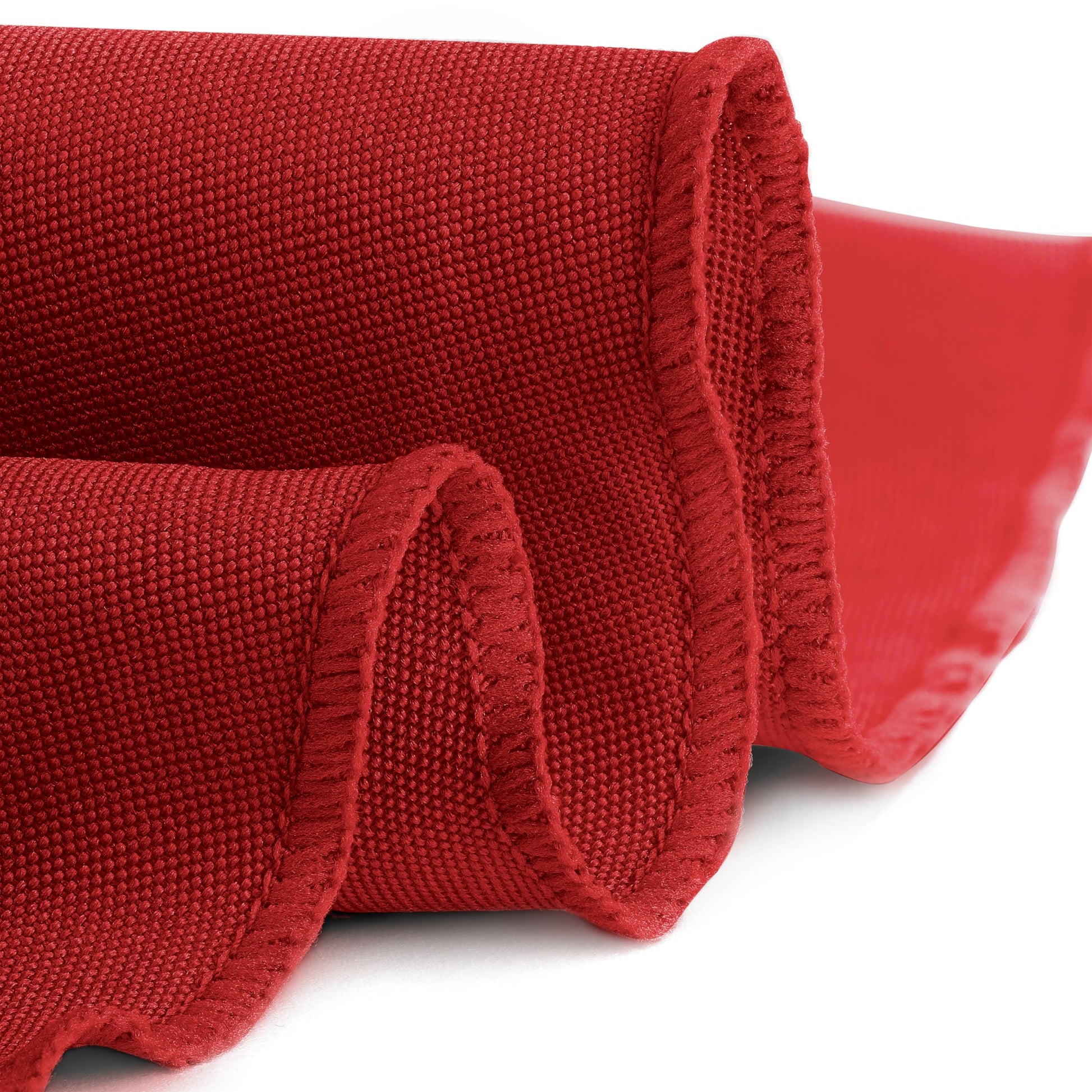 Gee Di Moda Round Tablecloth - 70 Inch Red Round Table Cloth for 24 to 48 Inch Round Tables - Heavy Duty Washable Fabric - for Buffet Table, Holiday