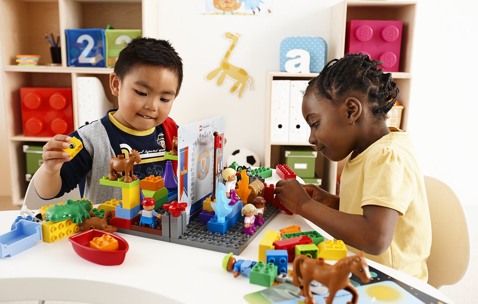 LEGO StoryTales DUPLO Brick Set 45005, Language Development Educational Toy for Girls and Boys Ages 3 and up (109 Pieces)