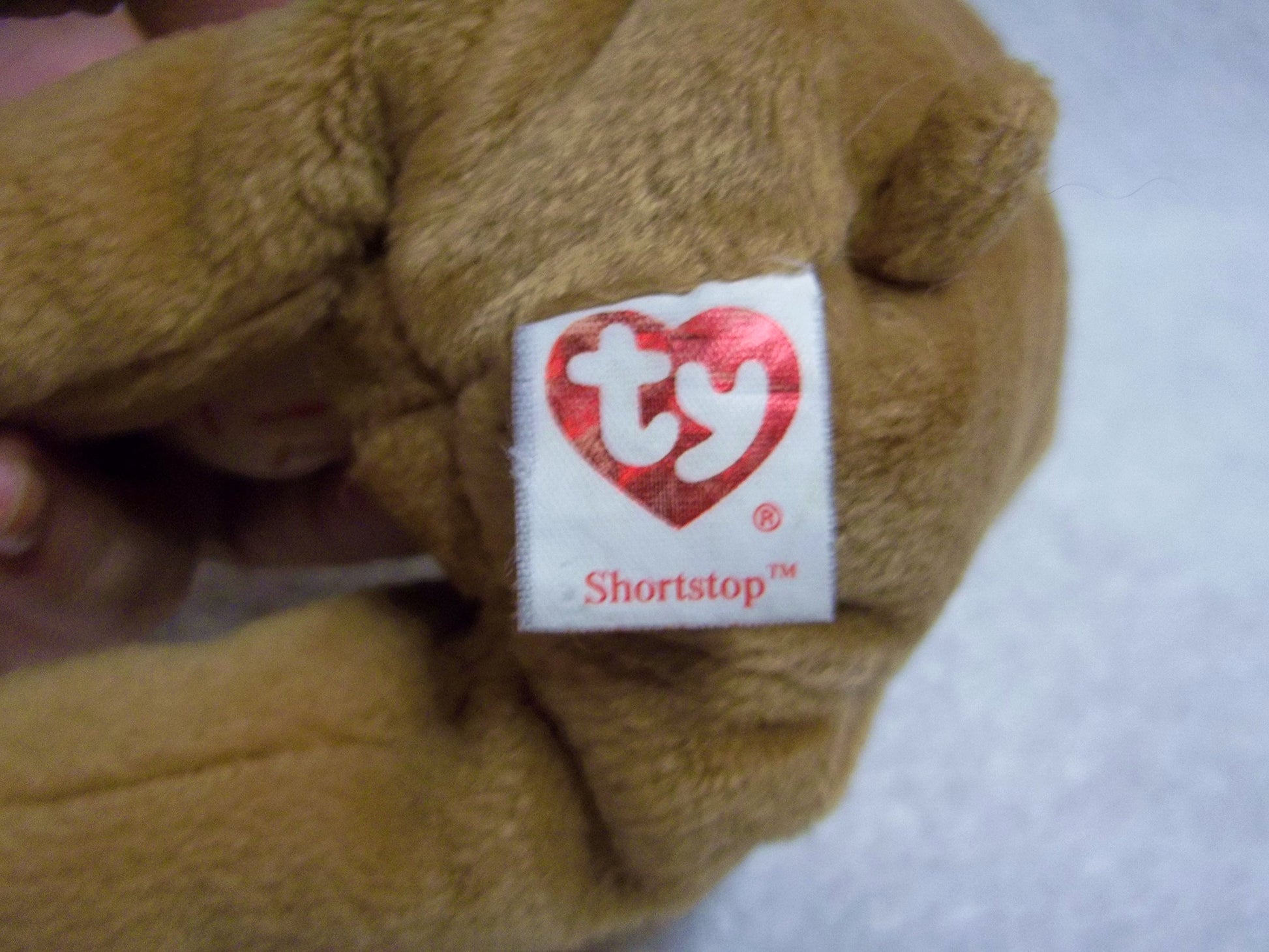 Ty Beanie Baby Shortstop Bear Baseball Sports Teddy w Ball