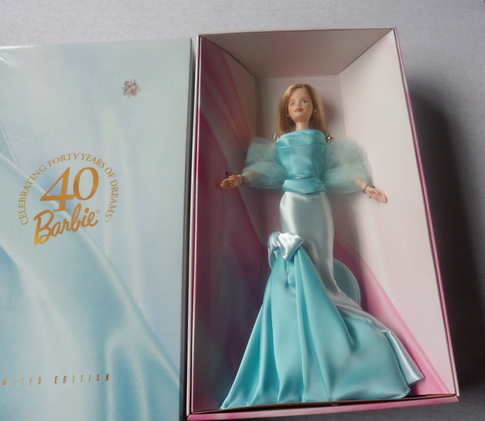 Mattel Barbie Bumblebee - Celebrating 40 Years of Dreams