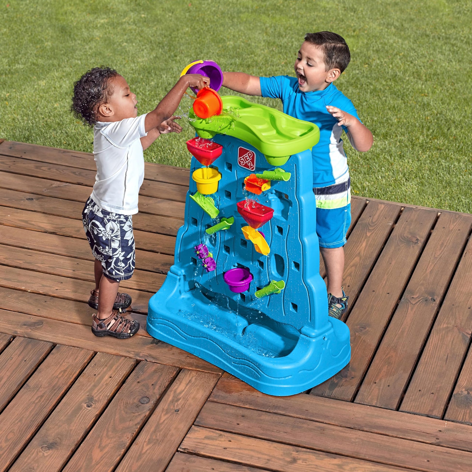 Step2 Waterfall Discovery Wall, Kids Double-Sided Water and Sand Activity Sensory Table, Summer Outdoor Toys, 13 Piece Toy Accessories, For Toddlers