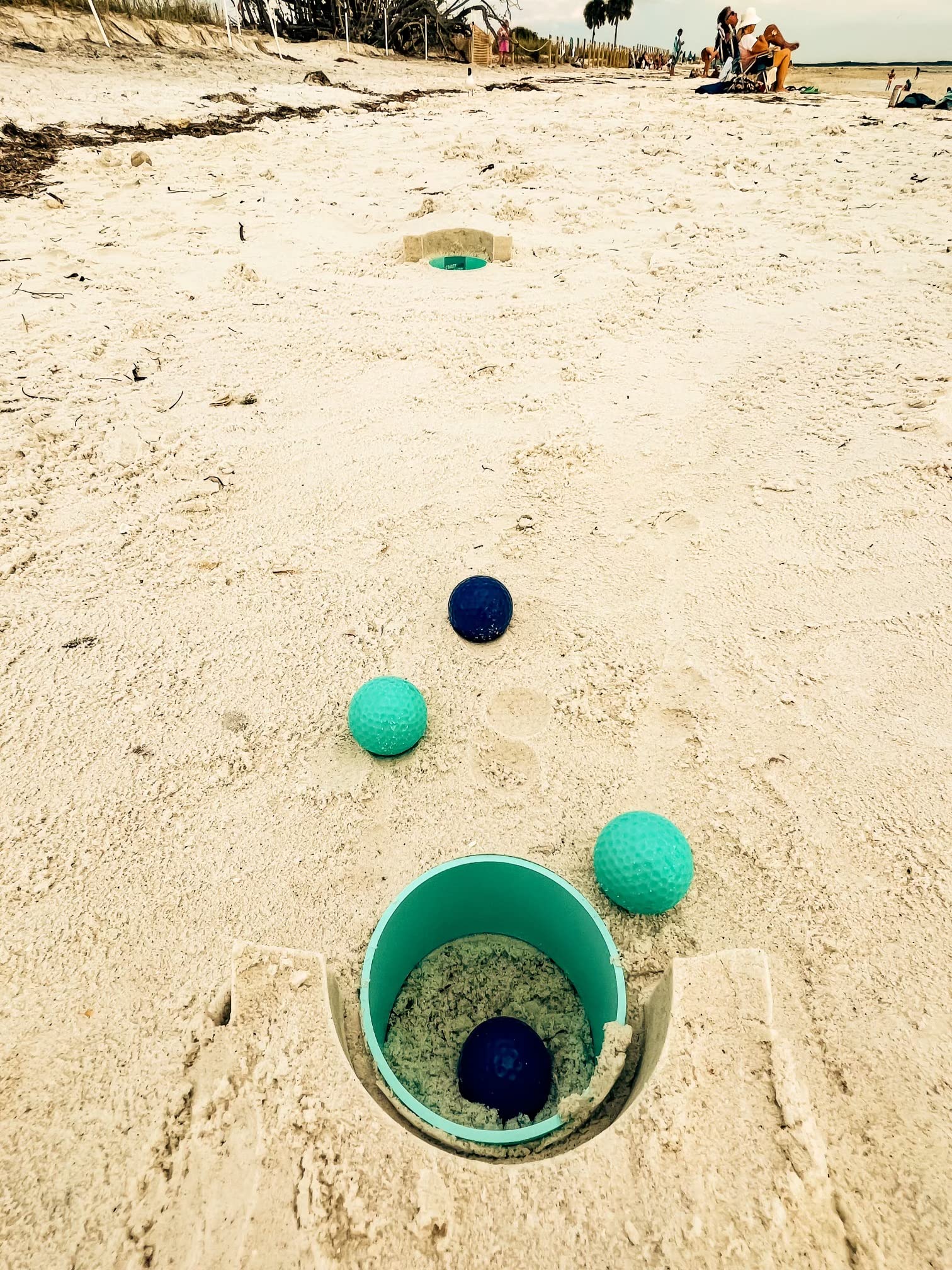 Coast Cups Outdoor Toss Game/Portable Waterproof Beach Game for Outdoor Recreation