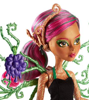 MONSTER HIGH GARDEN GHOULS TREESA THORNWILLOW DOLL