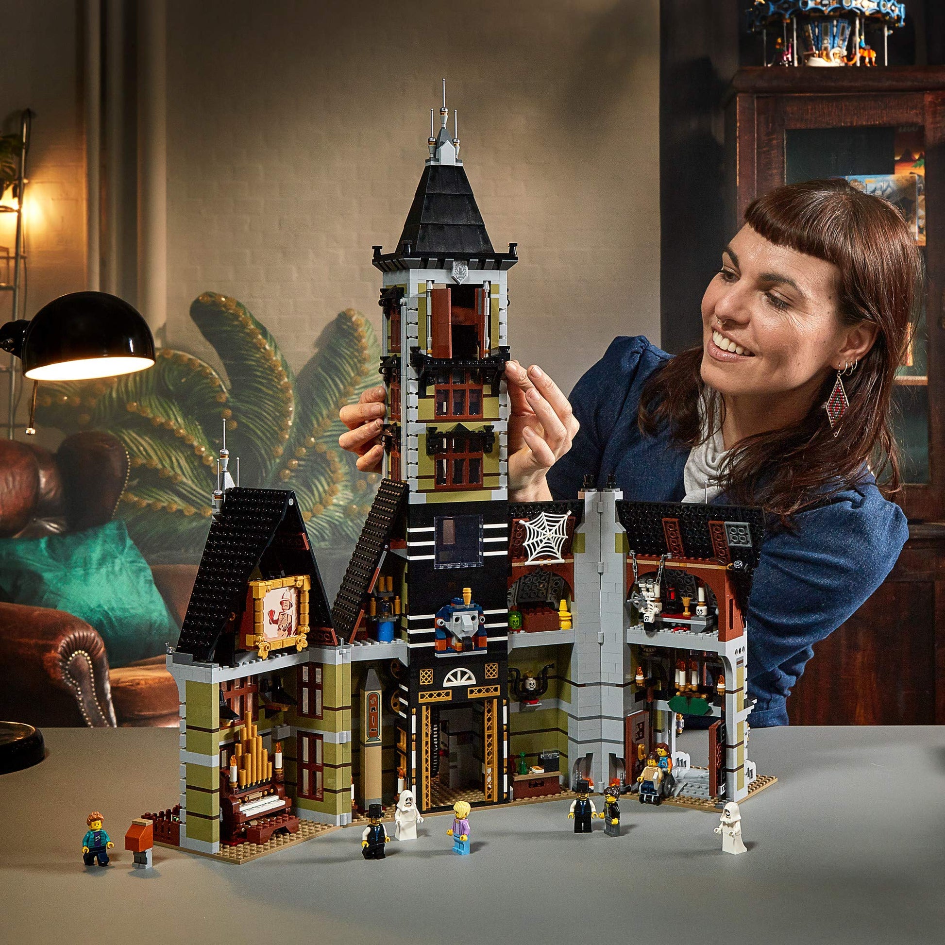 LEGO Icons Haunted House Building Set 10273, Haunted House Kit, Creative Crafts for Adults and Family, Powered Up Ready Building Kit with 10