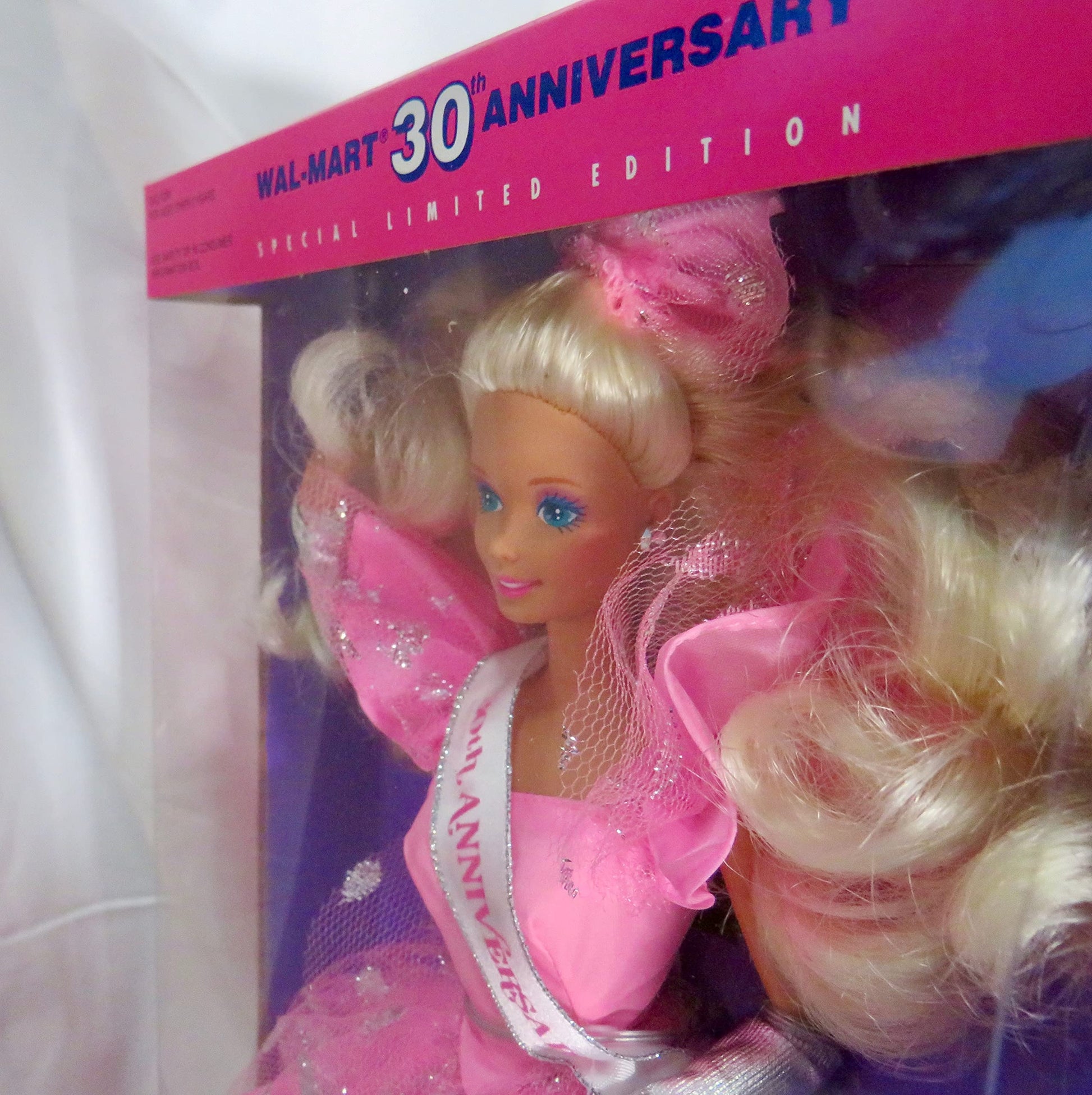 Barbie Anniversary Star Doll Wal-Mart 30th Anniversary Special Limited Edition (1992)