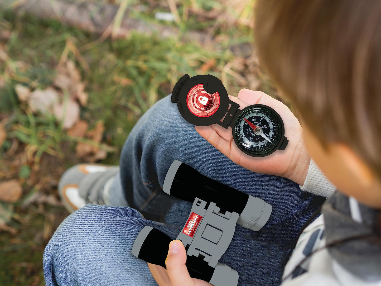 LEXiBOOK Spy Mission - Adventurer Set for Children, Walkie-Talkies 400 ft, Binoculars, Compass, Torchlight, RPTW12SPY