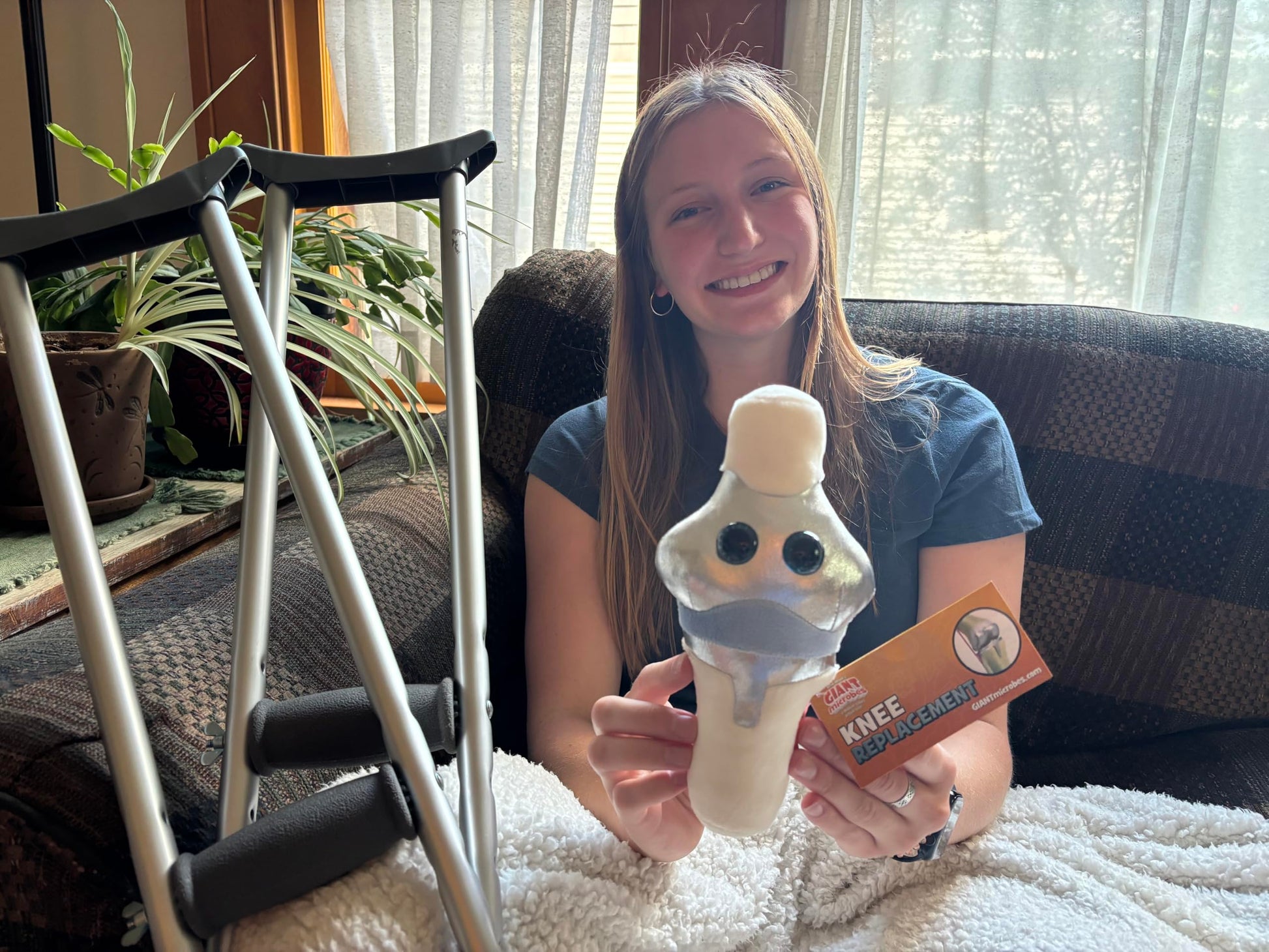 GIANT MICROBES Knee Replacement Plush, get Well Gift, Knee Replacement Gifts, Knee Injury, Chiropractor Gift, Orthopedic Surgeon Gifts, Physical