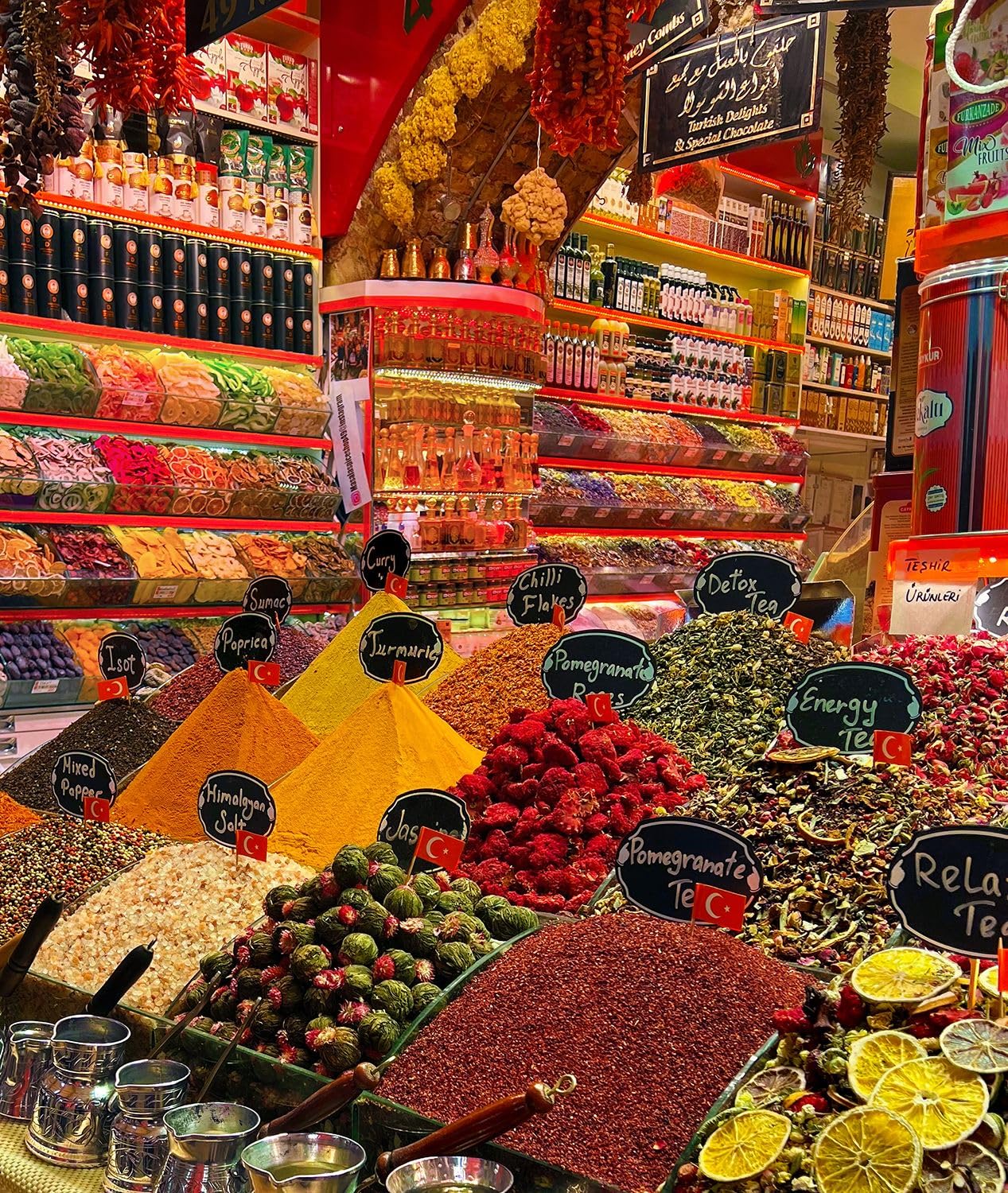 Springbok's Istanbul Spice Market 500 Piece Jigsaw Puzzle for Adults Takes You on a Journey Through The Colorful Markets of Istanbul - Made in The USA