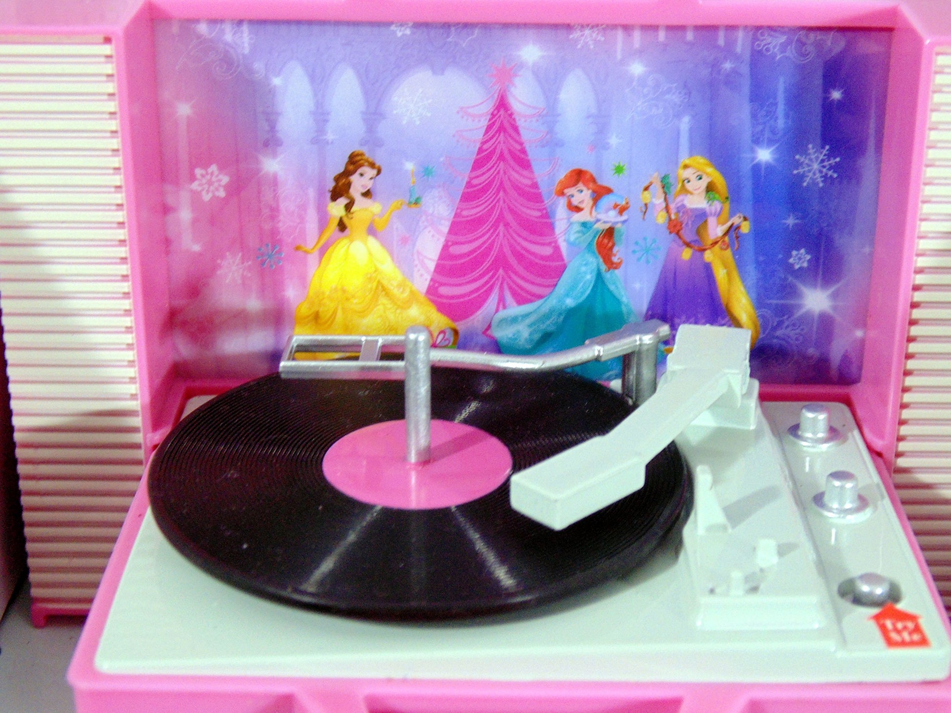 Disney Princess Animated Centerpiece Plays Deck the Hall