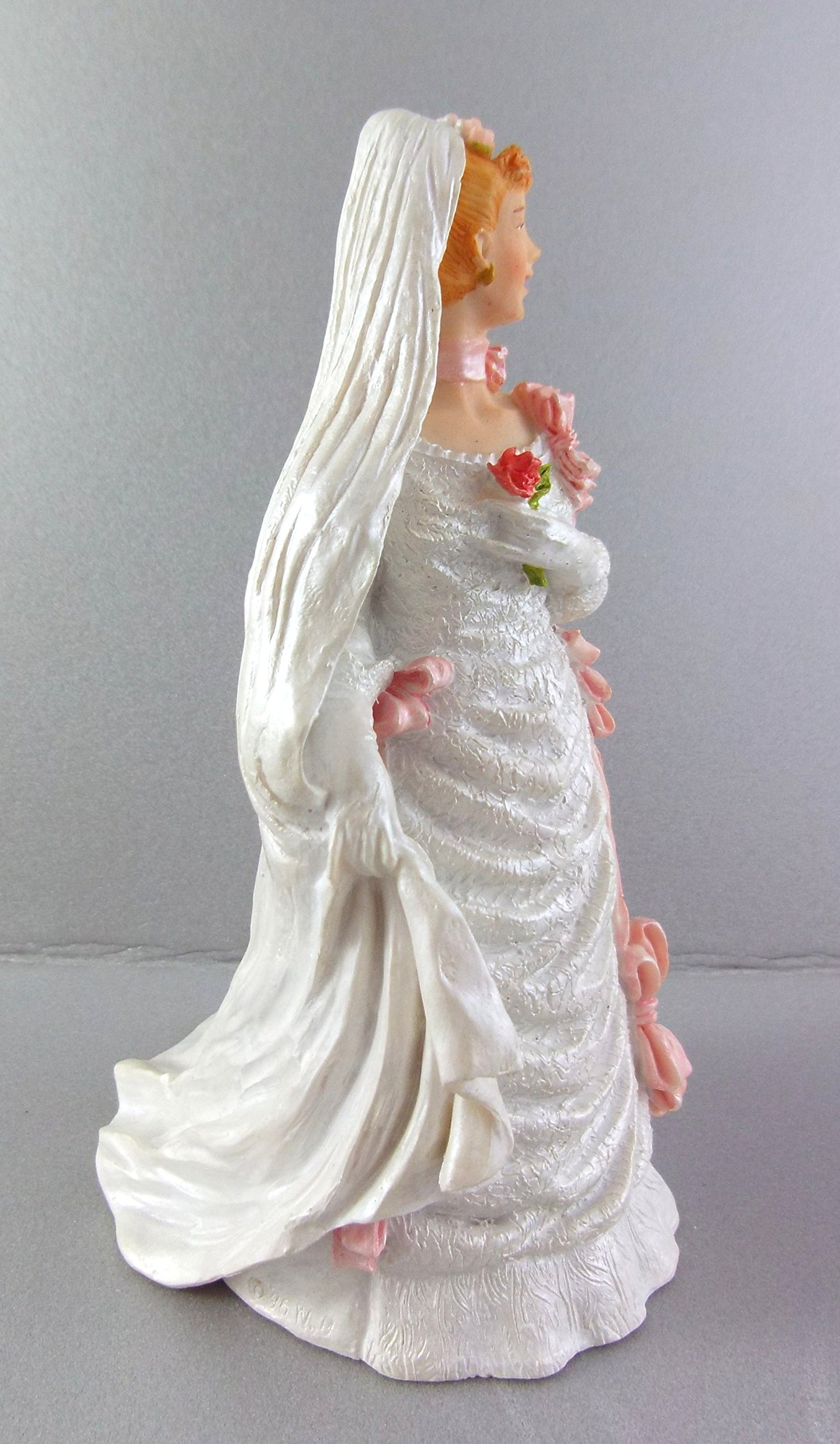 Dollhouse Miniature 1:12 Scale Helena Bride #T8227