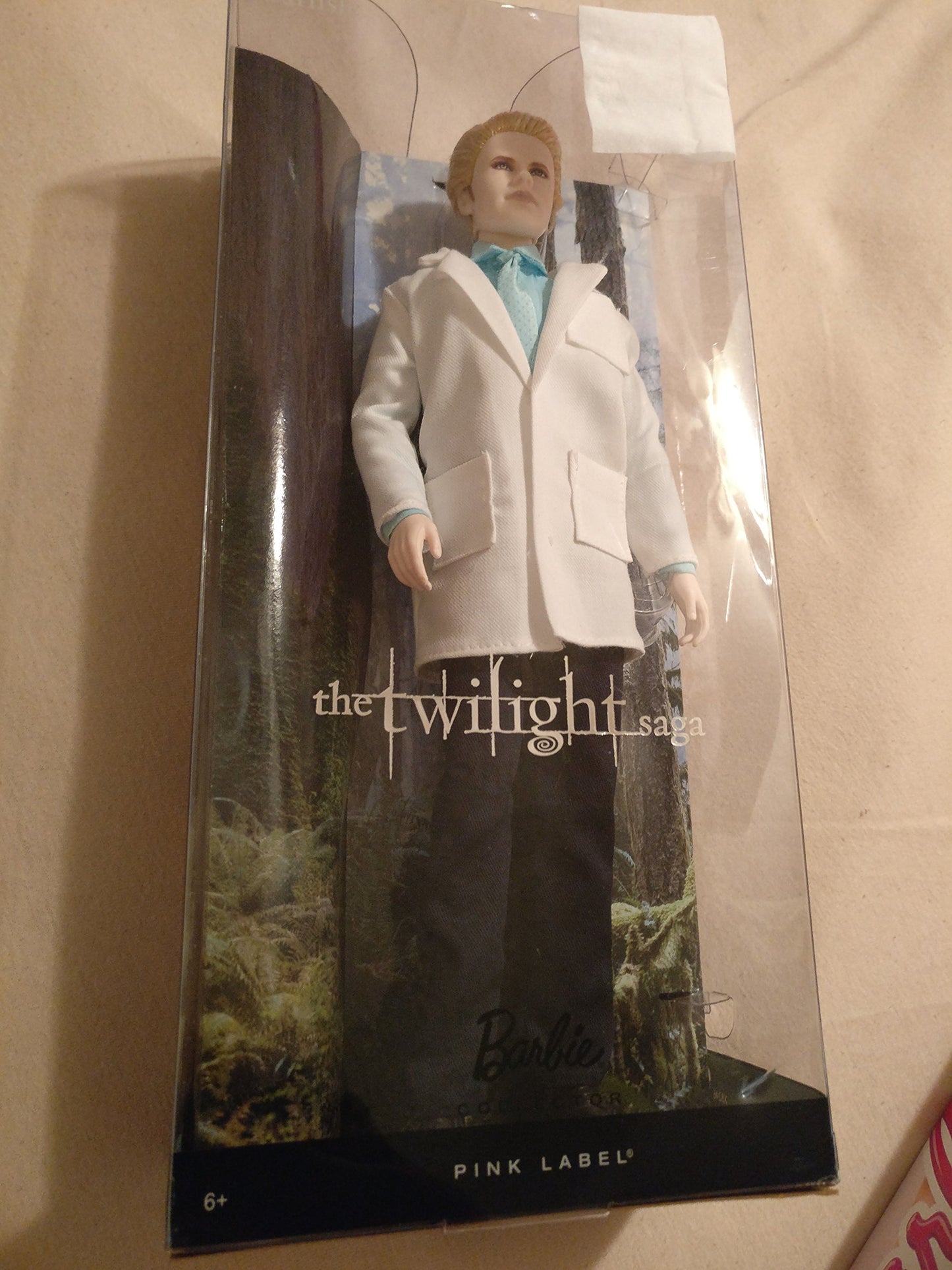 Barbie Collector The Twilight Saga Breaking Dawn Part II Carlisle Doll