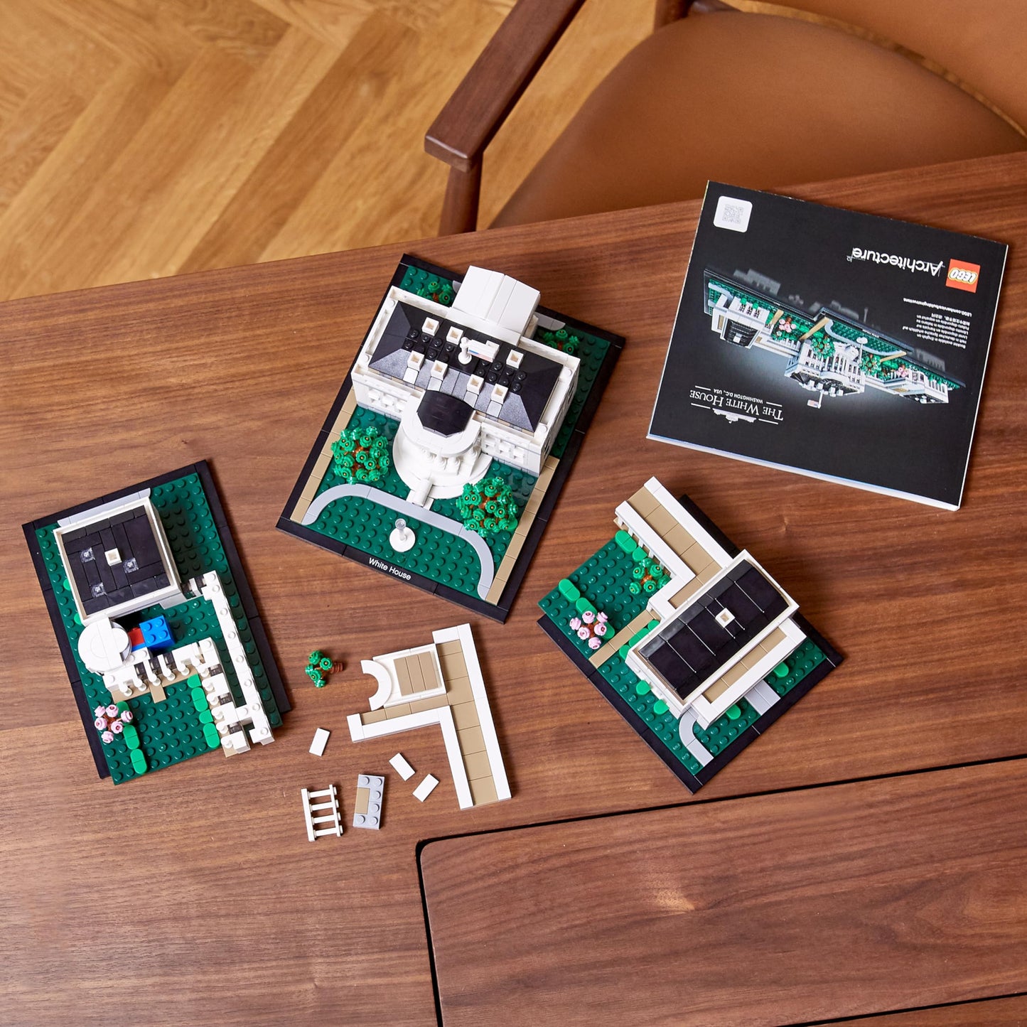 LEGO Architecture Collection: The White House 21054 - Model Building Kit, Creative Set for Adults and Teens, Energizing DIY Project, Iconic