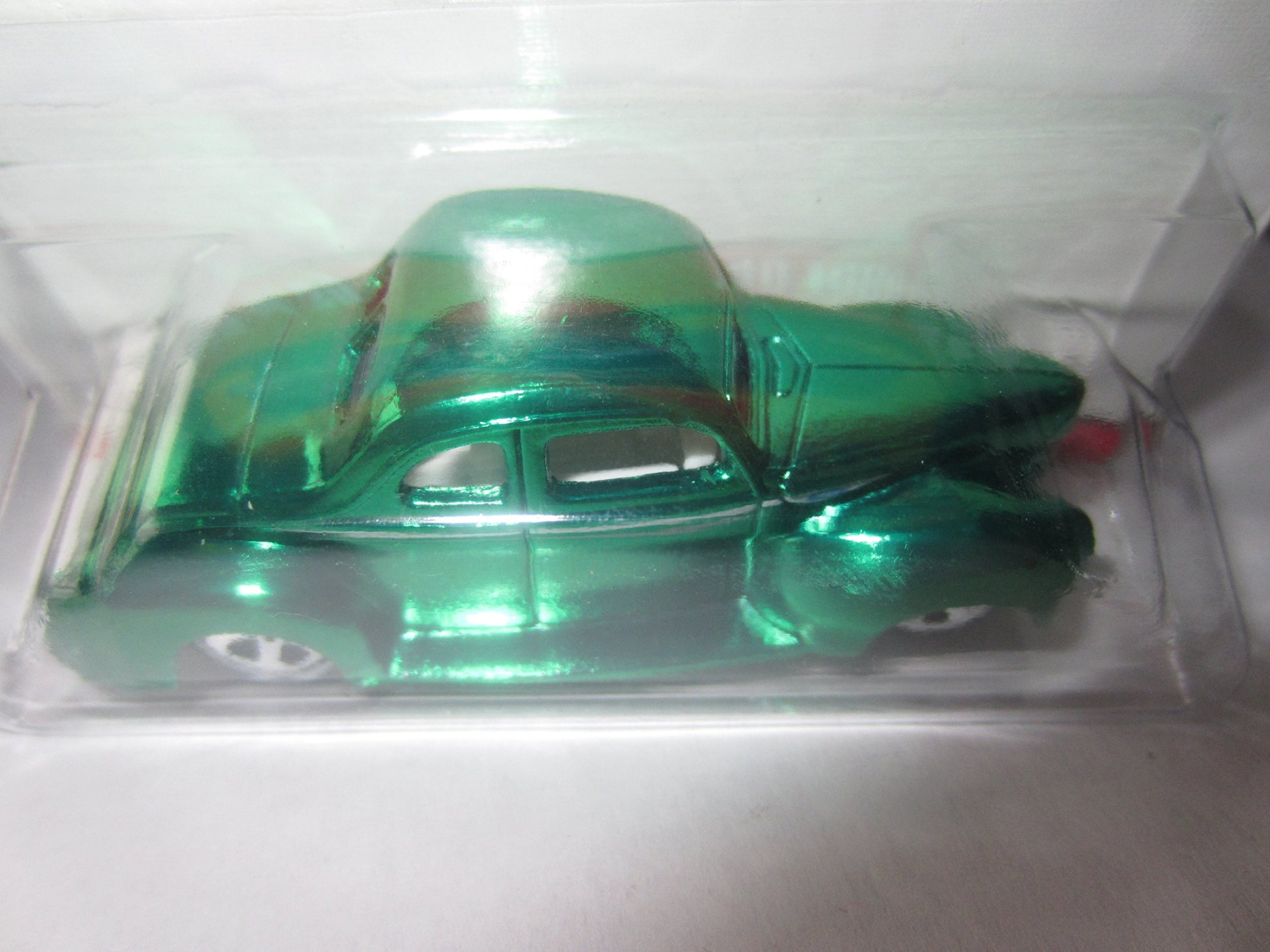 Hot Wheels Classics Series 2 # 19 of 30 Green Spectraflame '40 Ford Coupe on White Wall Tires