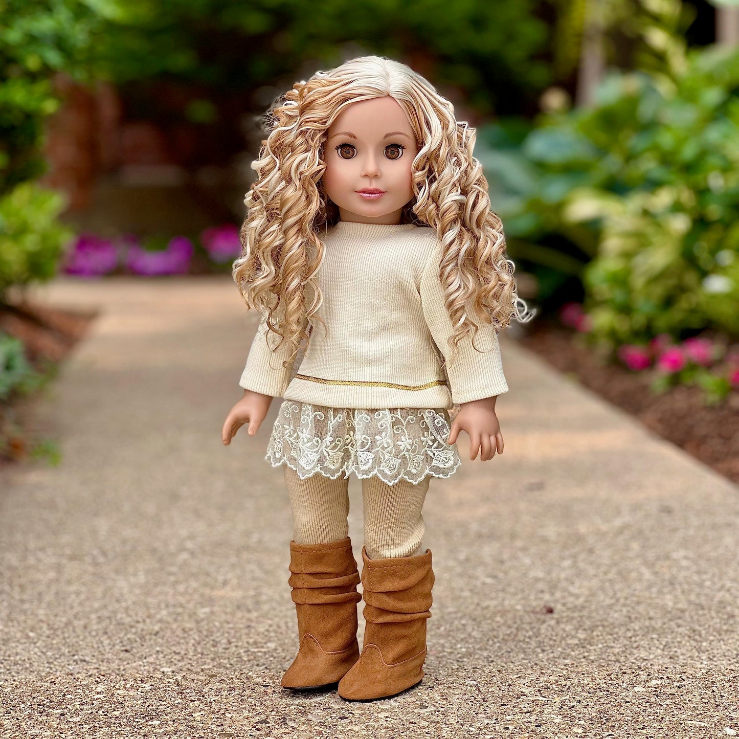 DreamWorld Collections - Romantic Melody - 3 Piece Outfit - Tunic, Leggings and Boots - Clothes Fits 18 Inch Doll (Doll Not Included)