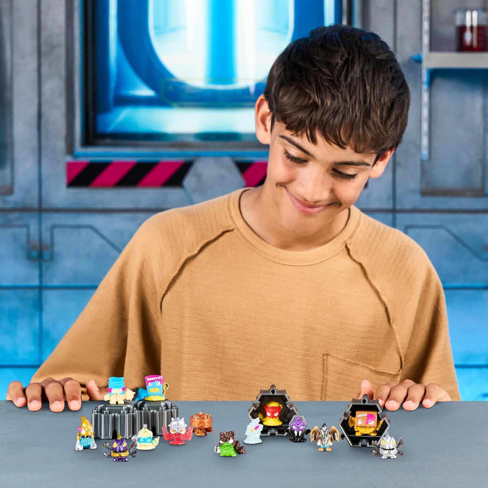 MrBeast Lab Swarms Battle Fusion Series Mega Lab Pack - Includes 14 Micro Beasts with Ultra Rare Venus Bear Trap, 80+ to Collect, Stickers & Stackable